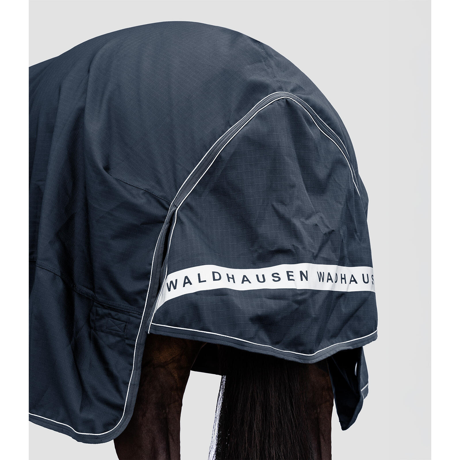 Sábana exterior multi-capa para caballo Waldhausen Scandic 250/100g 6/7