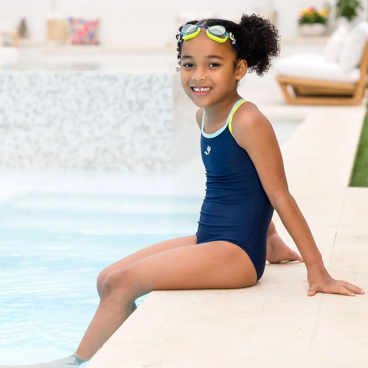 Girls Essential Swimming Costume 4/5