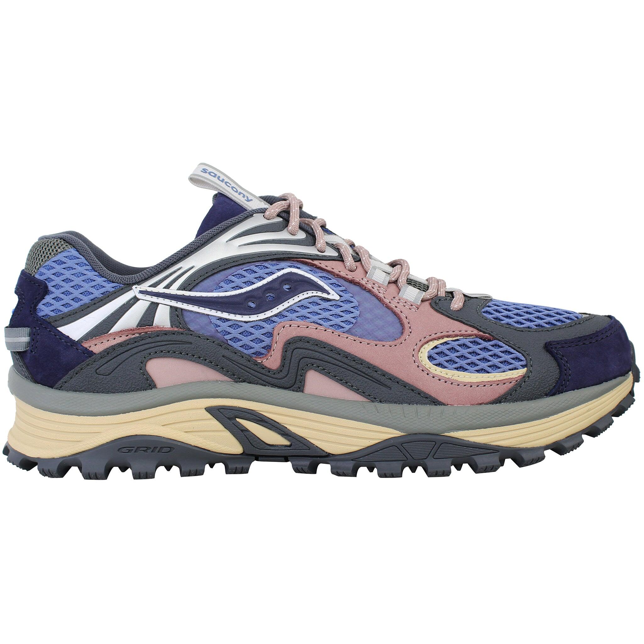 SAUCONY picture