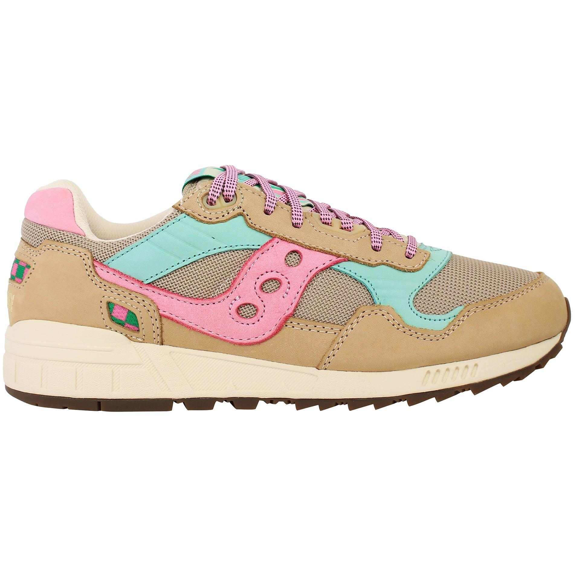 SAUCONY picture