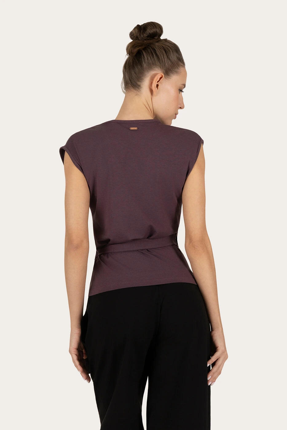 Top de yoga cache-cœur Aurora tendance – Berry 3/5