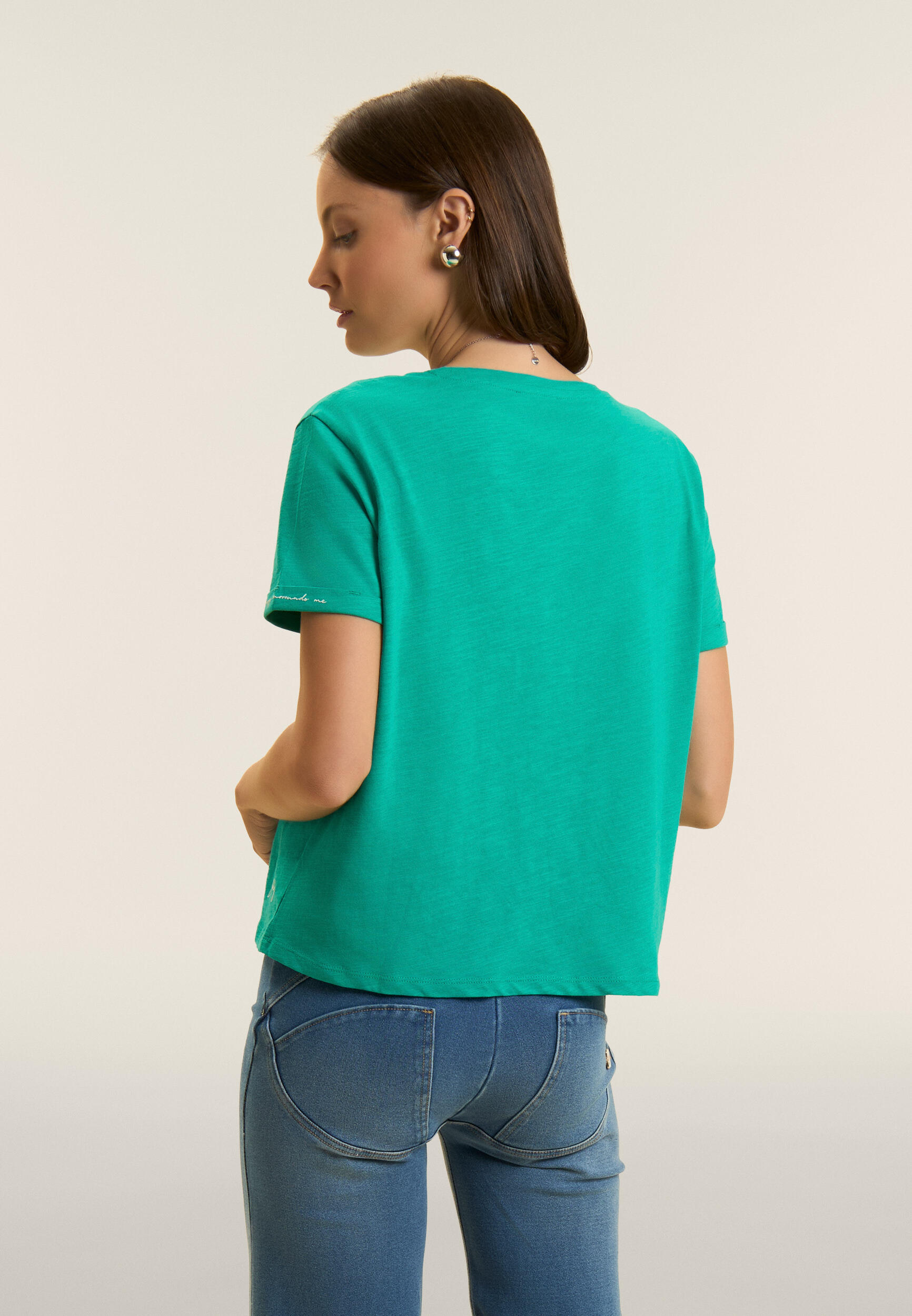 Camiseta cropped de tejido de punto flameado con puños 3/4