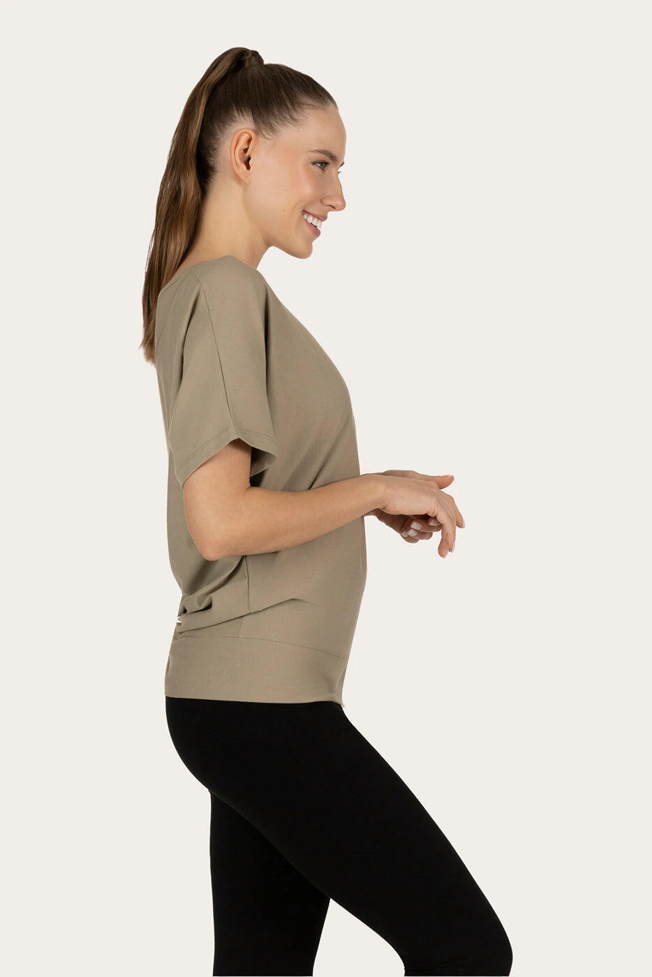 T-shirt Yoga & Pilates Budhi Coupe Ample, manche chauve-souris - Fern 2/5