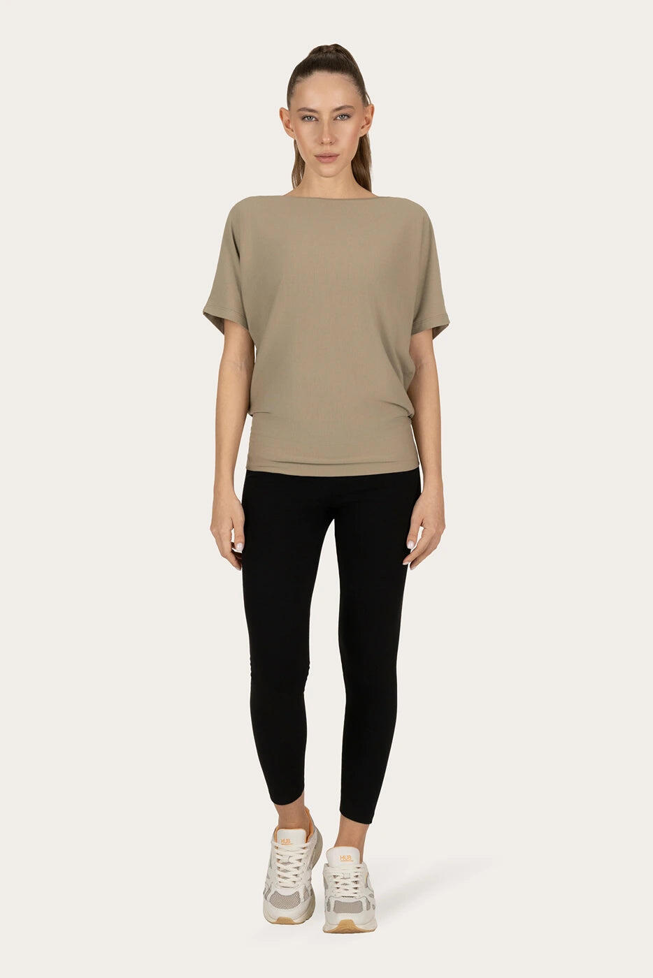 T-shirt Yoga & Pilates Budhi Coupe Ample, manche chauve-souris - Fern 4/5