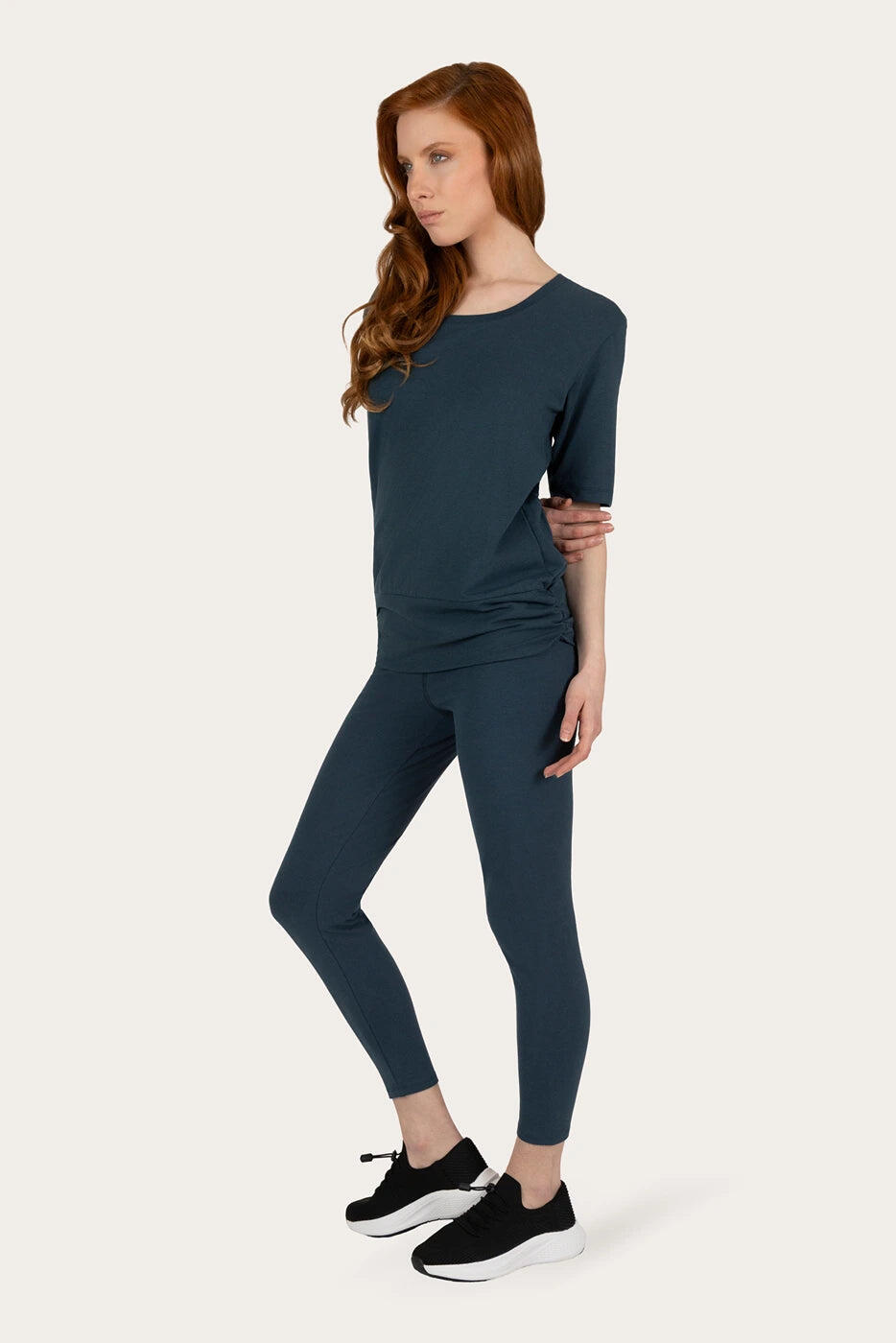 Top multifonctionnel Yoga et Pilates Kami avec ceinture - Orion 4/5