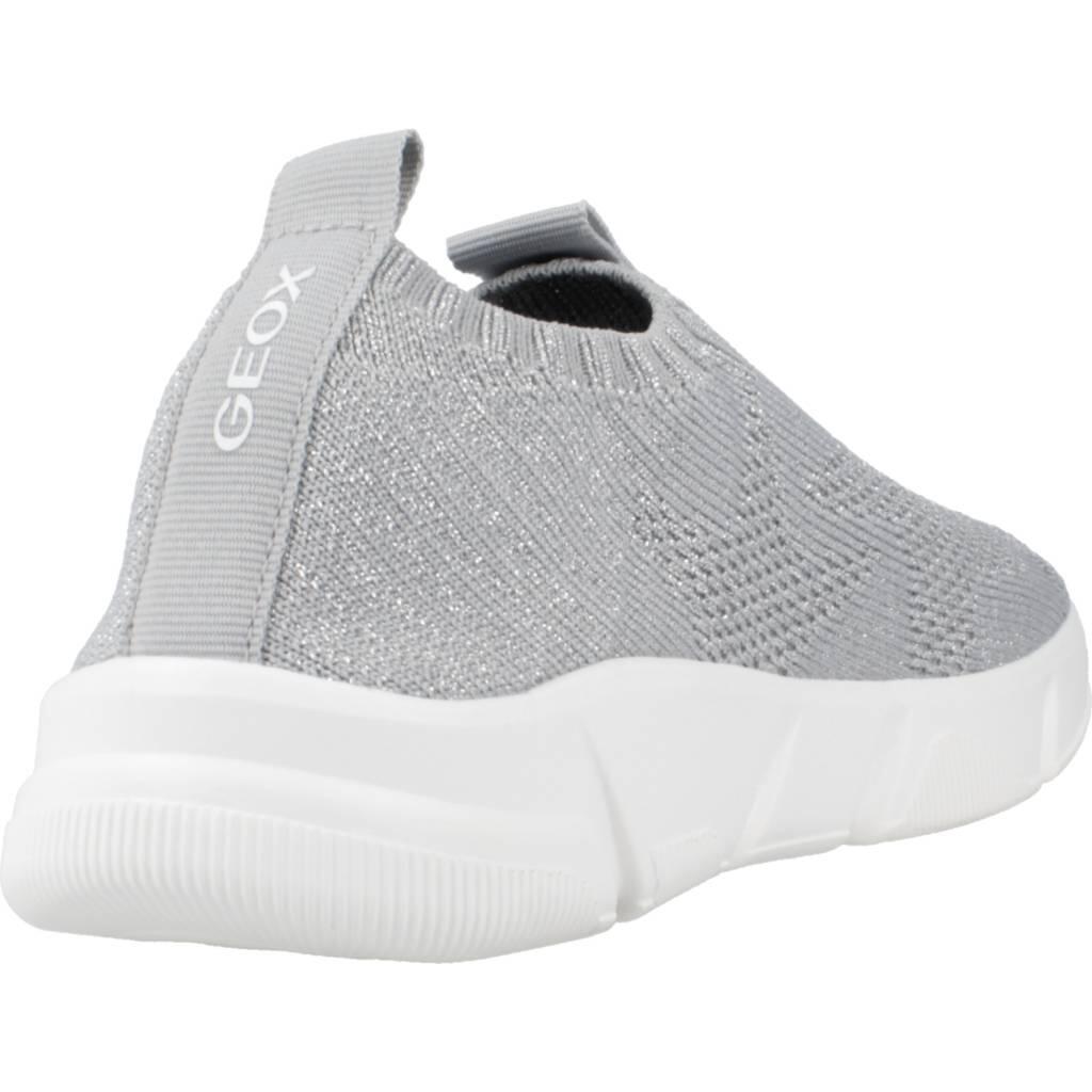 Baskets Geox Modèle J Aril Girl Couleur Argent 3/5