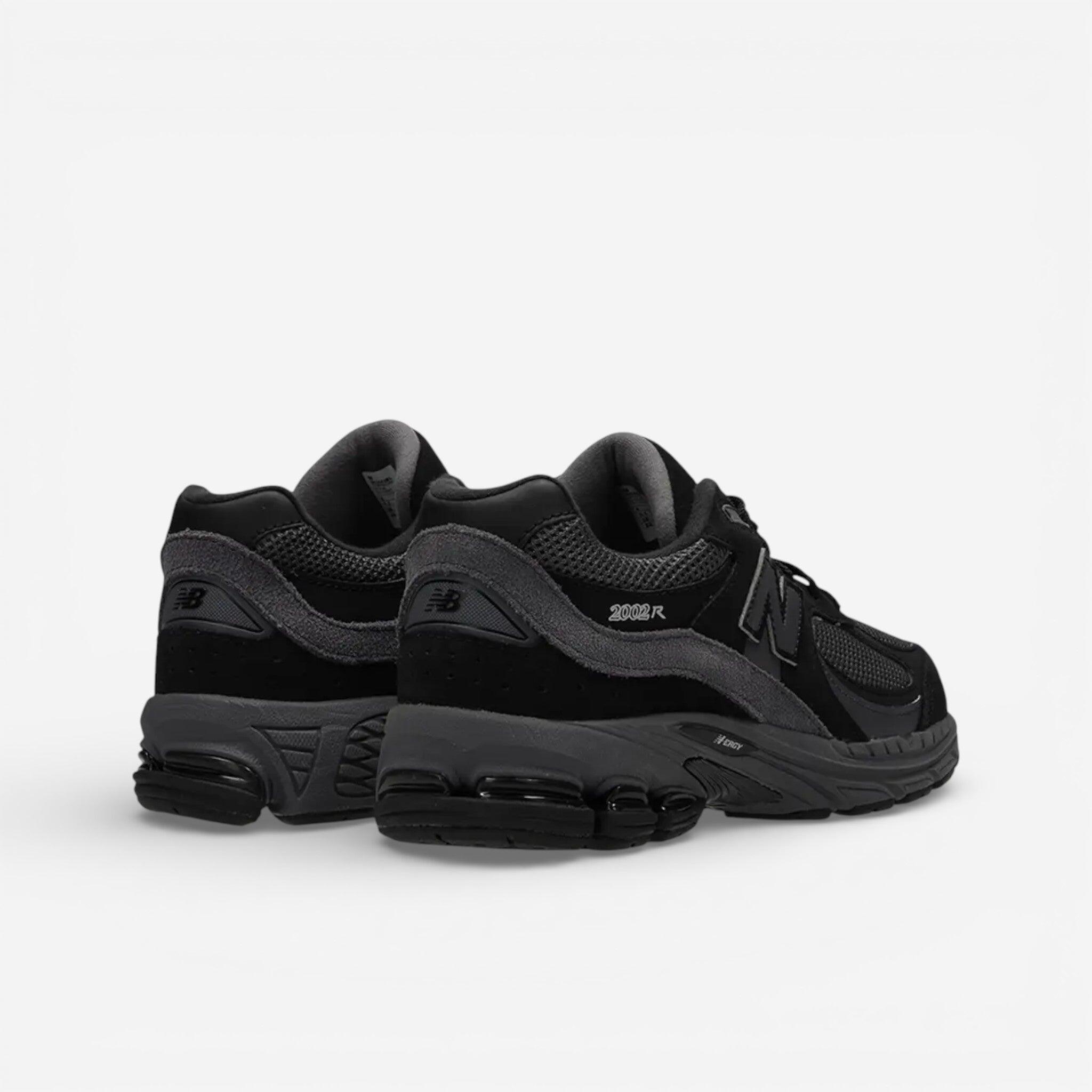 New Balance 2002R Gore-Tex Charcoal (GS) 3/4