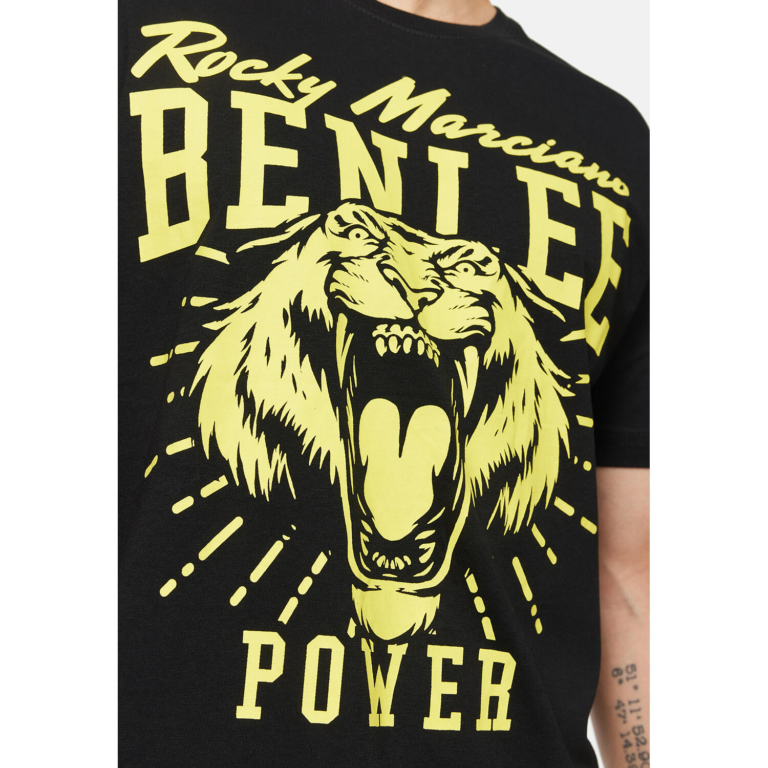T-shirt dal taglio classico Benlee Tigerpower 4/6