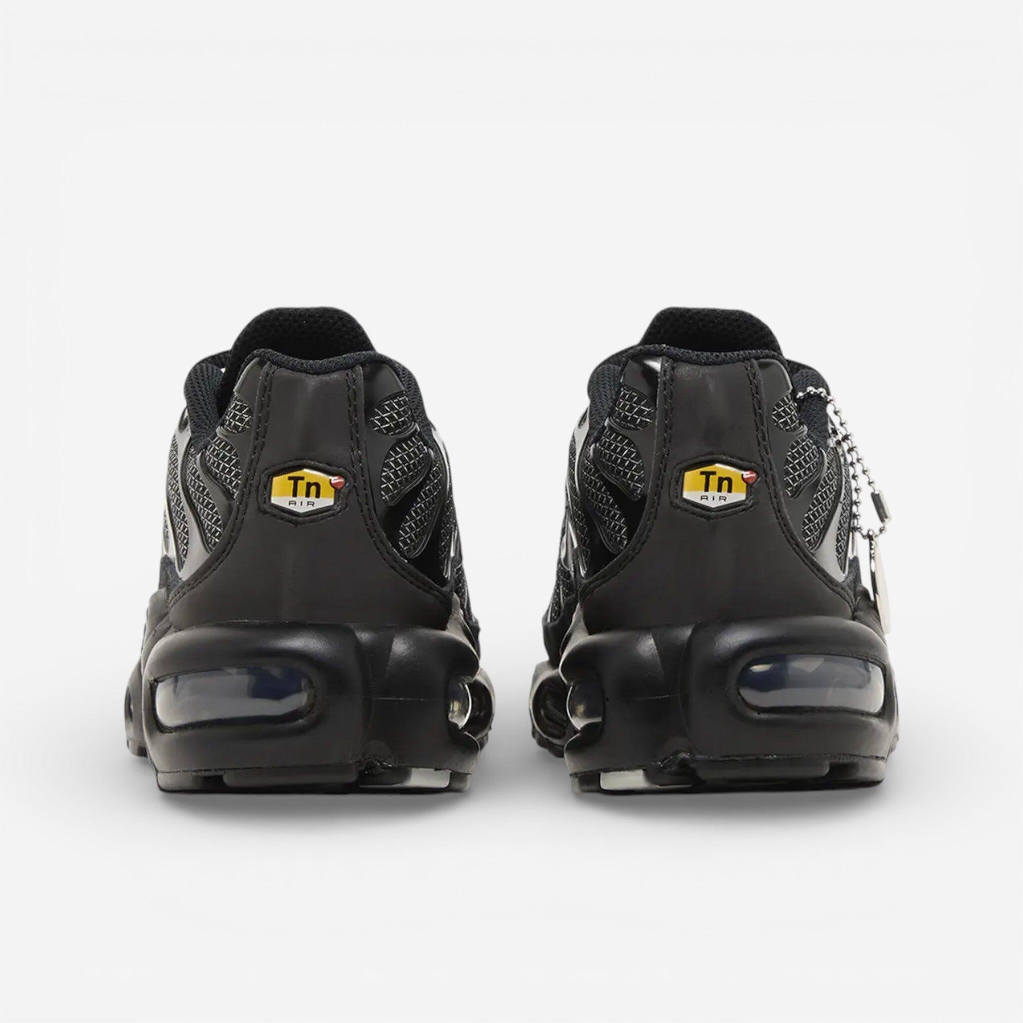 Nike Air Max Plus Black Metallic Silver (Women's) 3/3