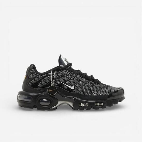 Nike Air Max Plus Black Metallic Silver (Women's)