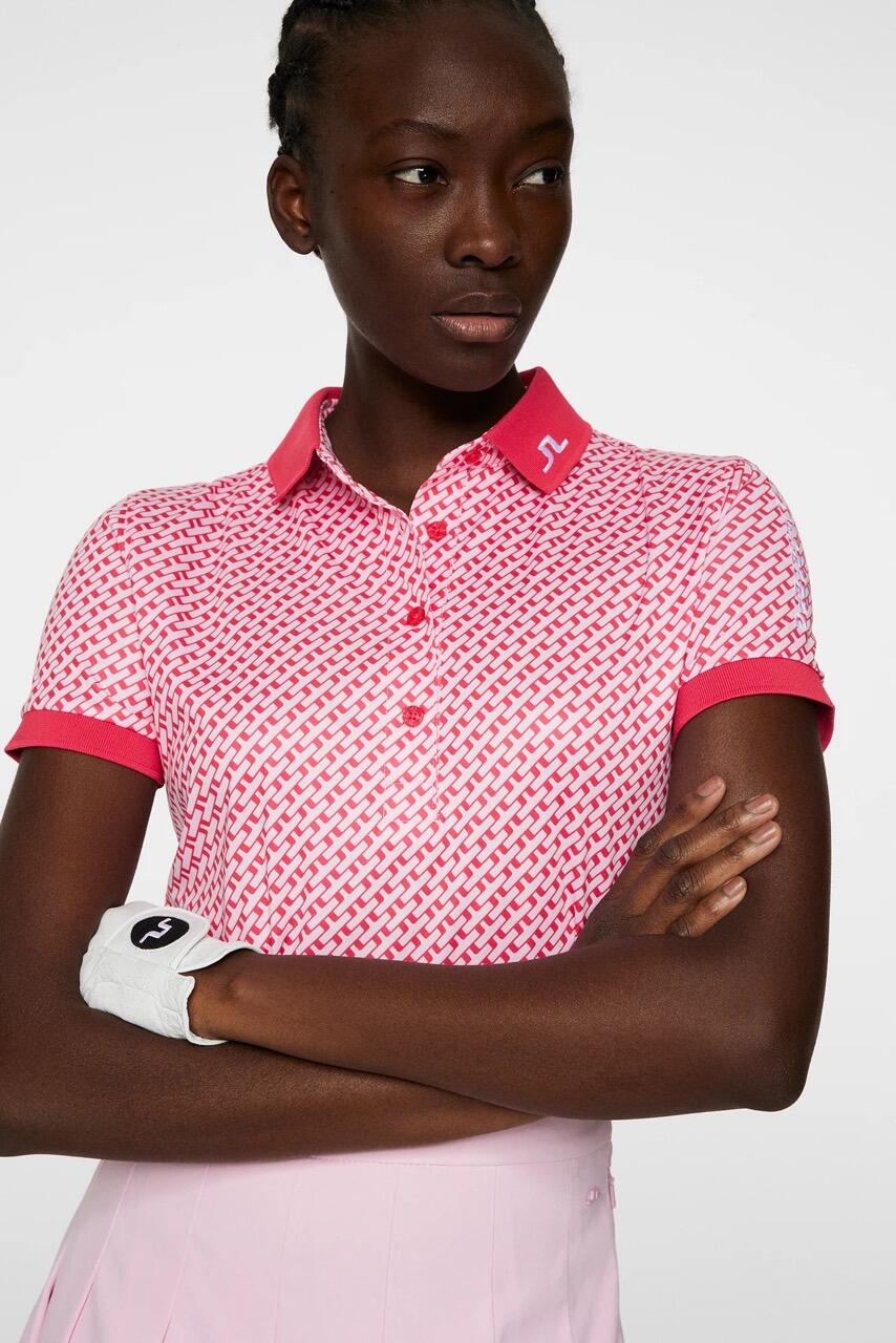 Tour Tech Print Polo Damen Geo Pink 3/4