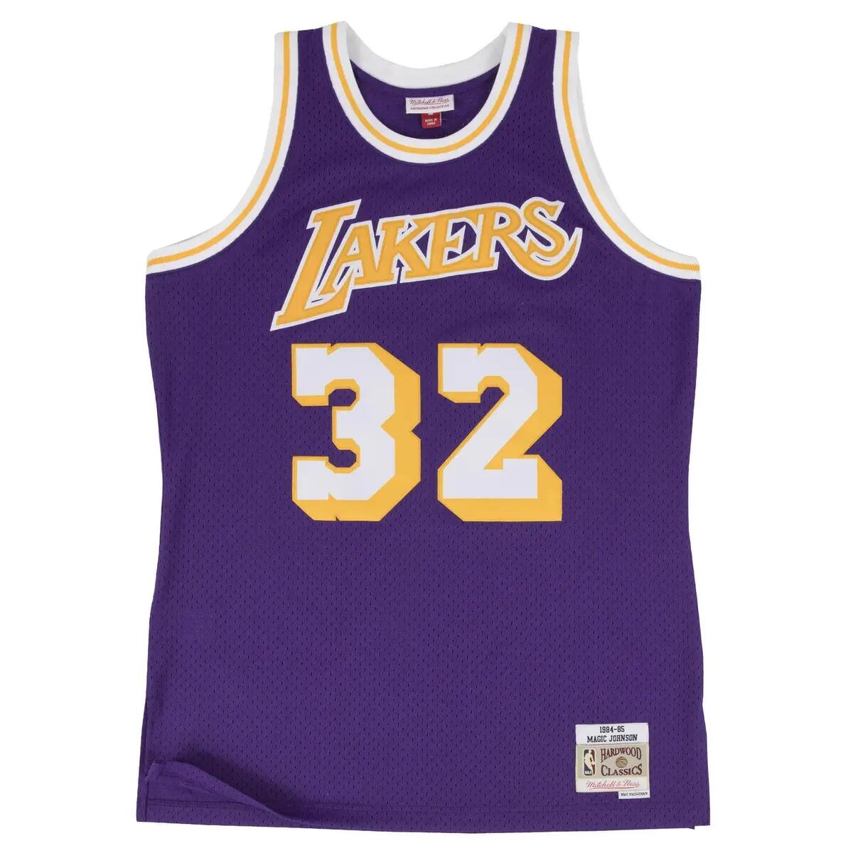 MITCHELL & NESS picture