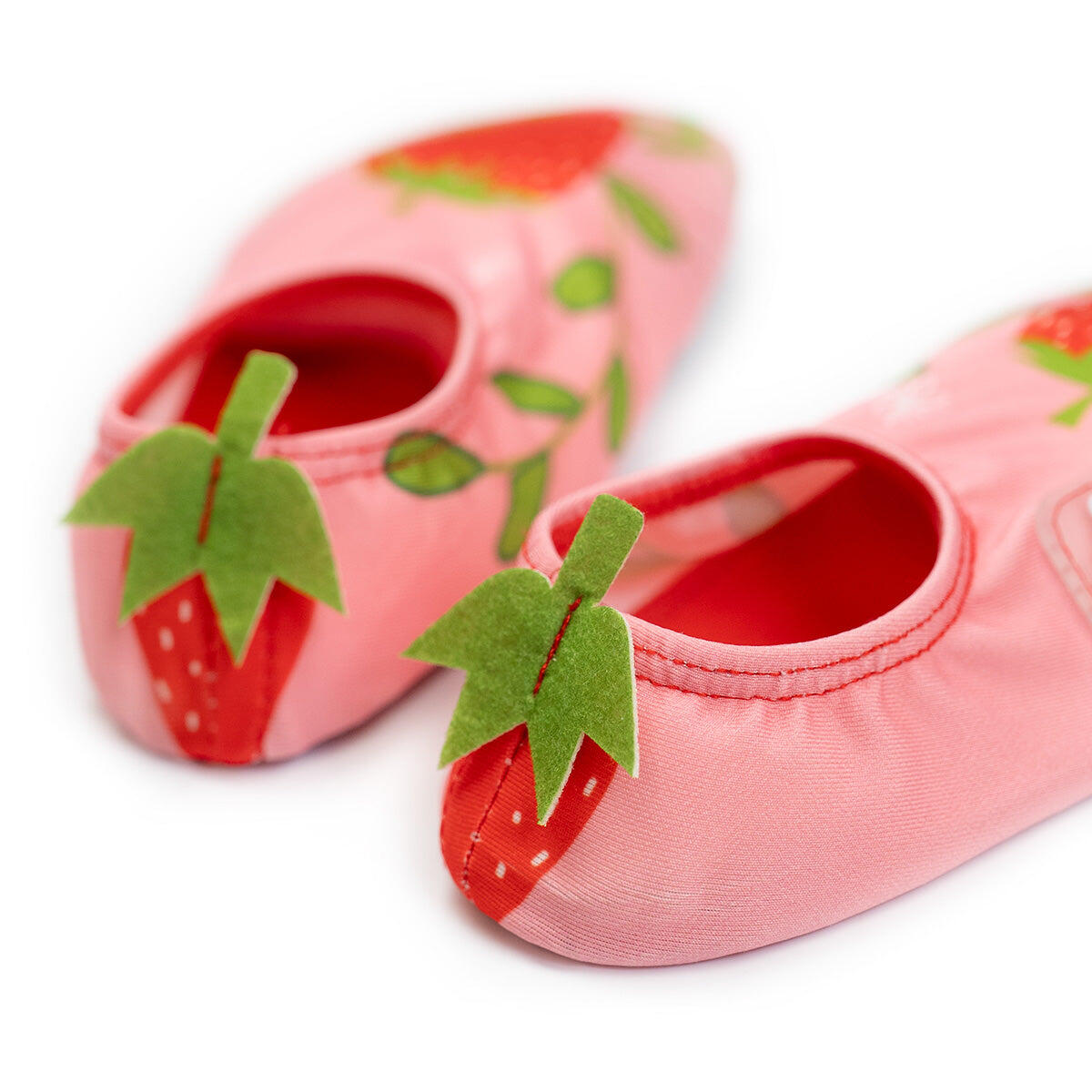 Childrens Beach Shoes, Strawberry Field 5/5