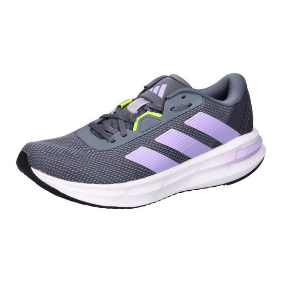 Chaussures de course Adidas modèle JP6591 pour femmes