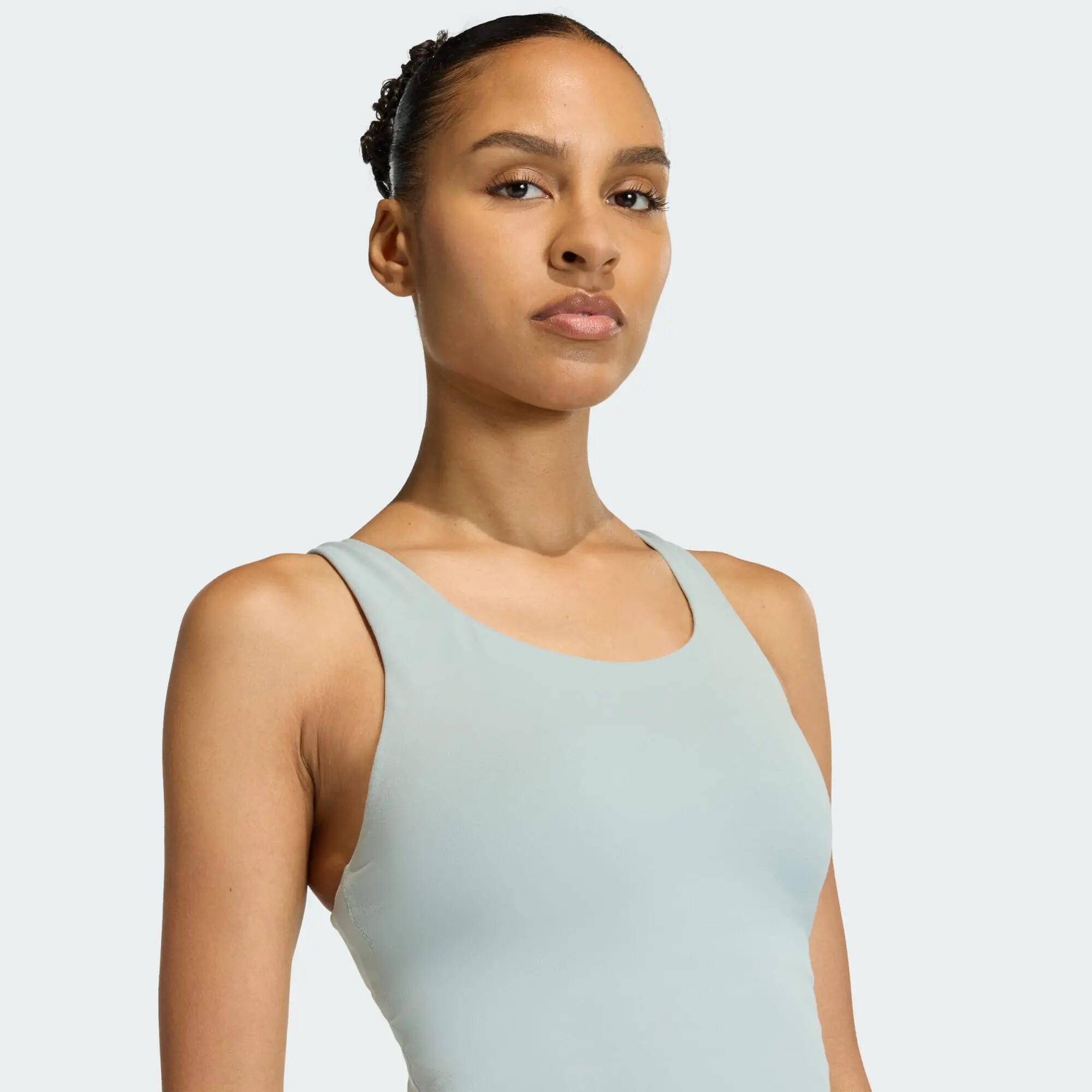 Sujetador estilo camiseta técnica de sujeción media adidas All Me 6/6