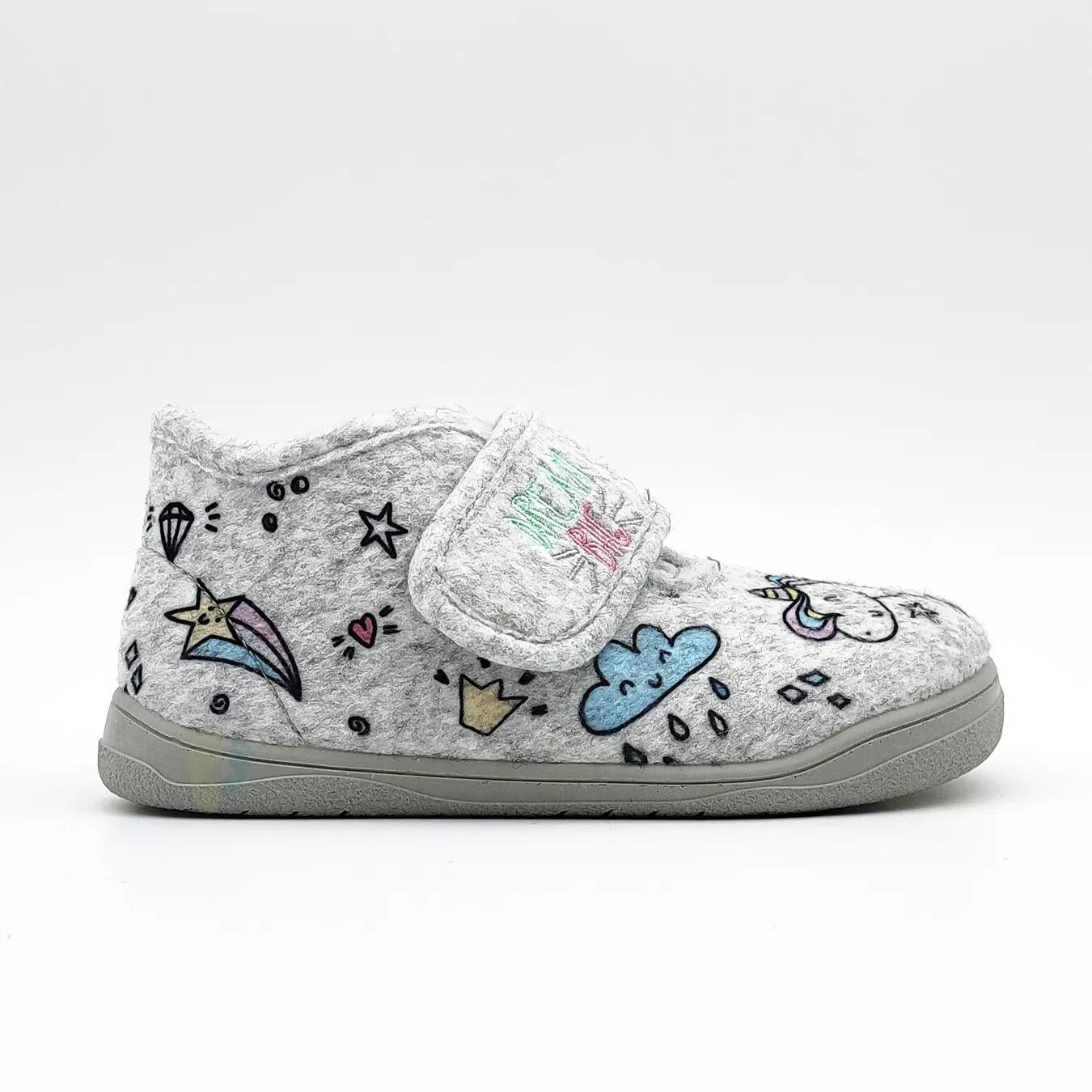 Zapy Pantufas Casa Unicórnio - Tamanho 27 1/5