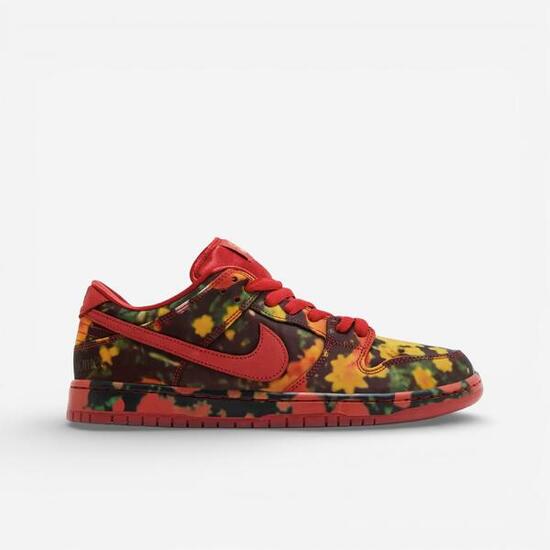 Nike SB Dunk Low The Wizard of Oz Poppy Field
