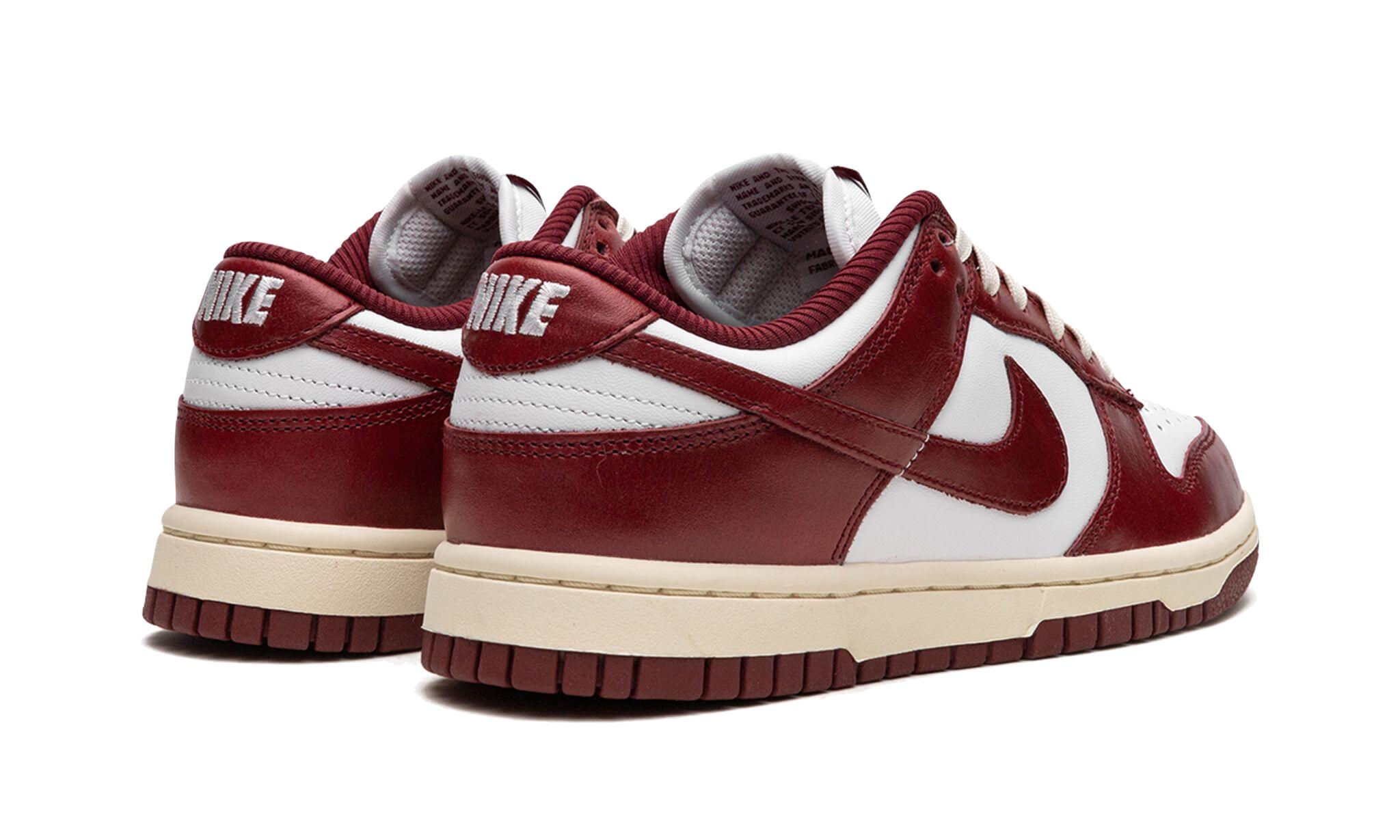 Dunk Low PRM Team Red 2/4