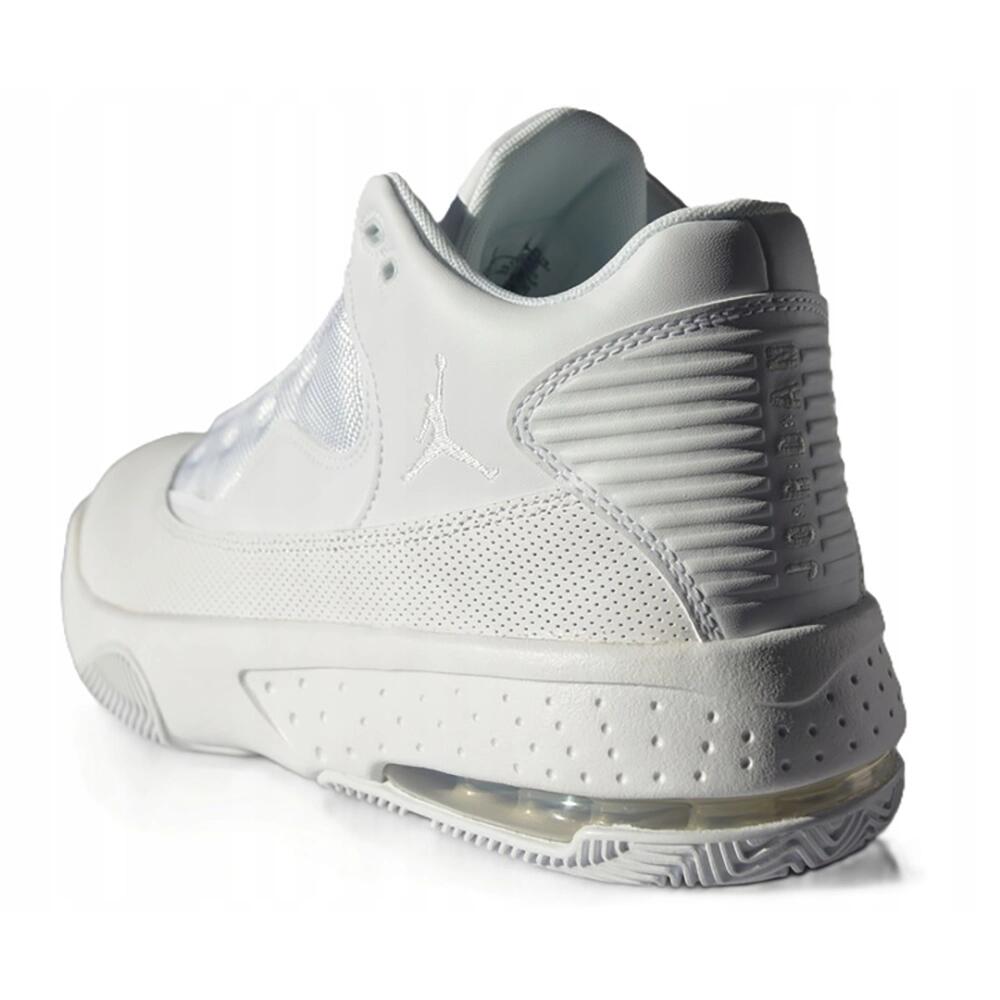 Chaussures De Sport Homme Nike Jordan Max Aura 2 4/7