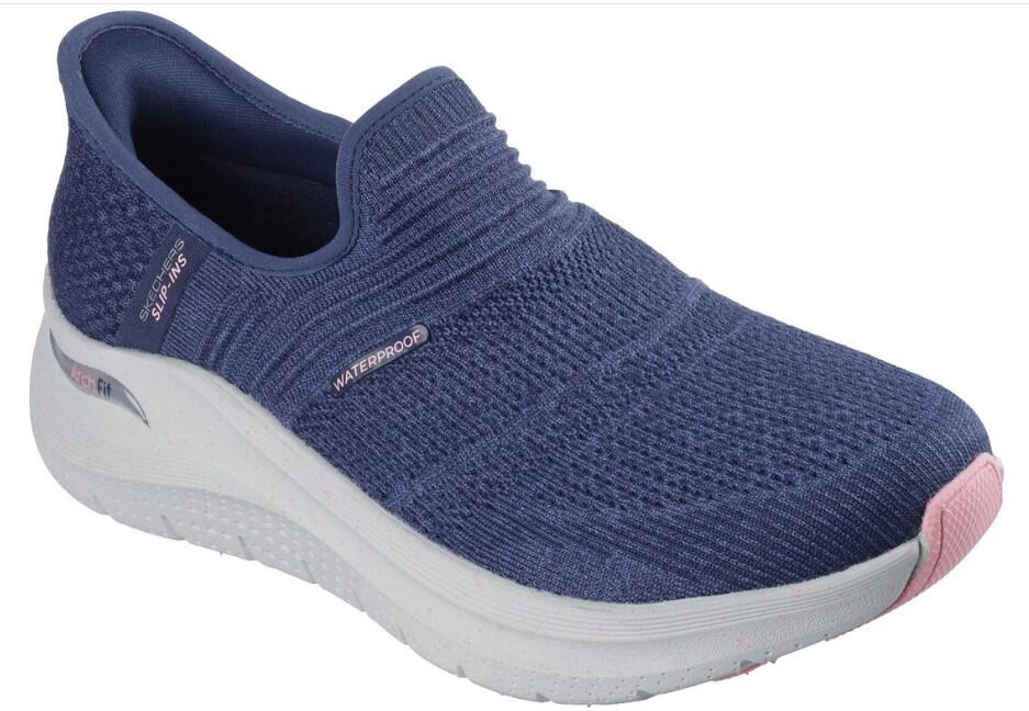 SKECHERS picture