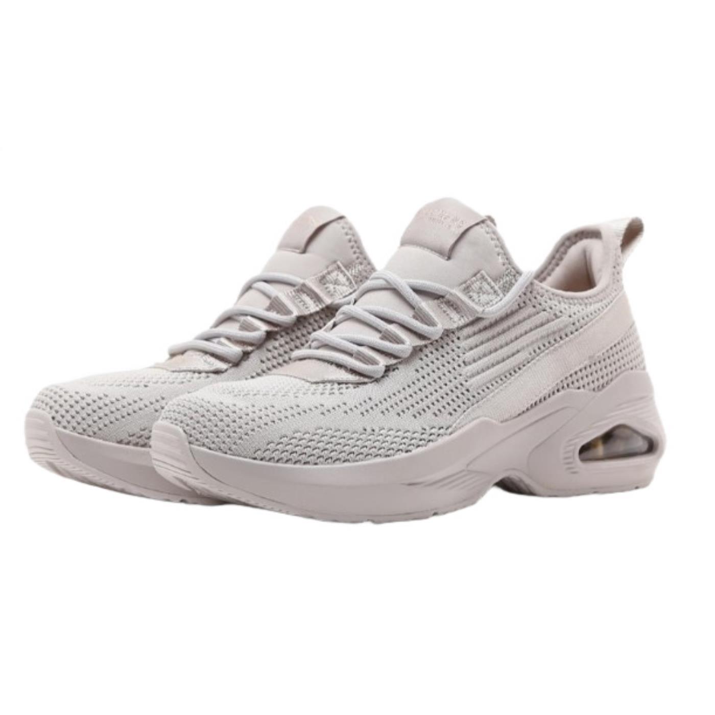SKECHERS picture