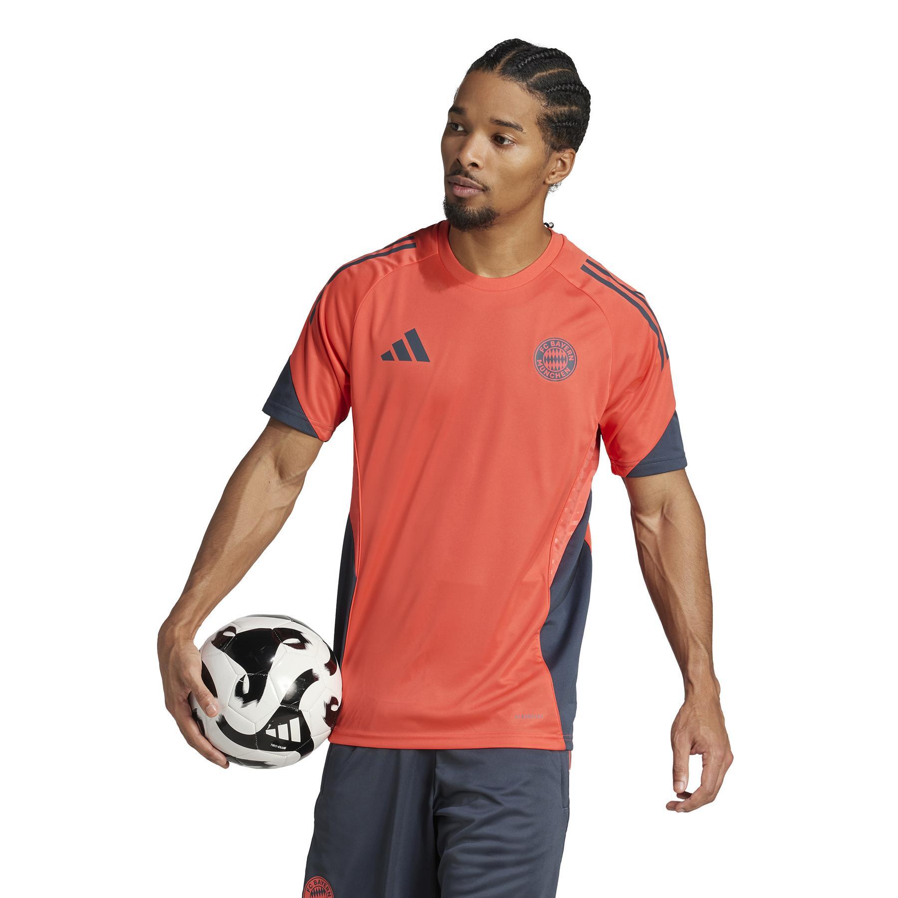 Maillot d'entraînement Bayern Munich 2025/26 2/7