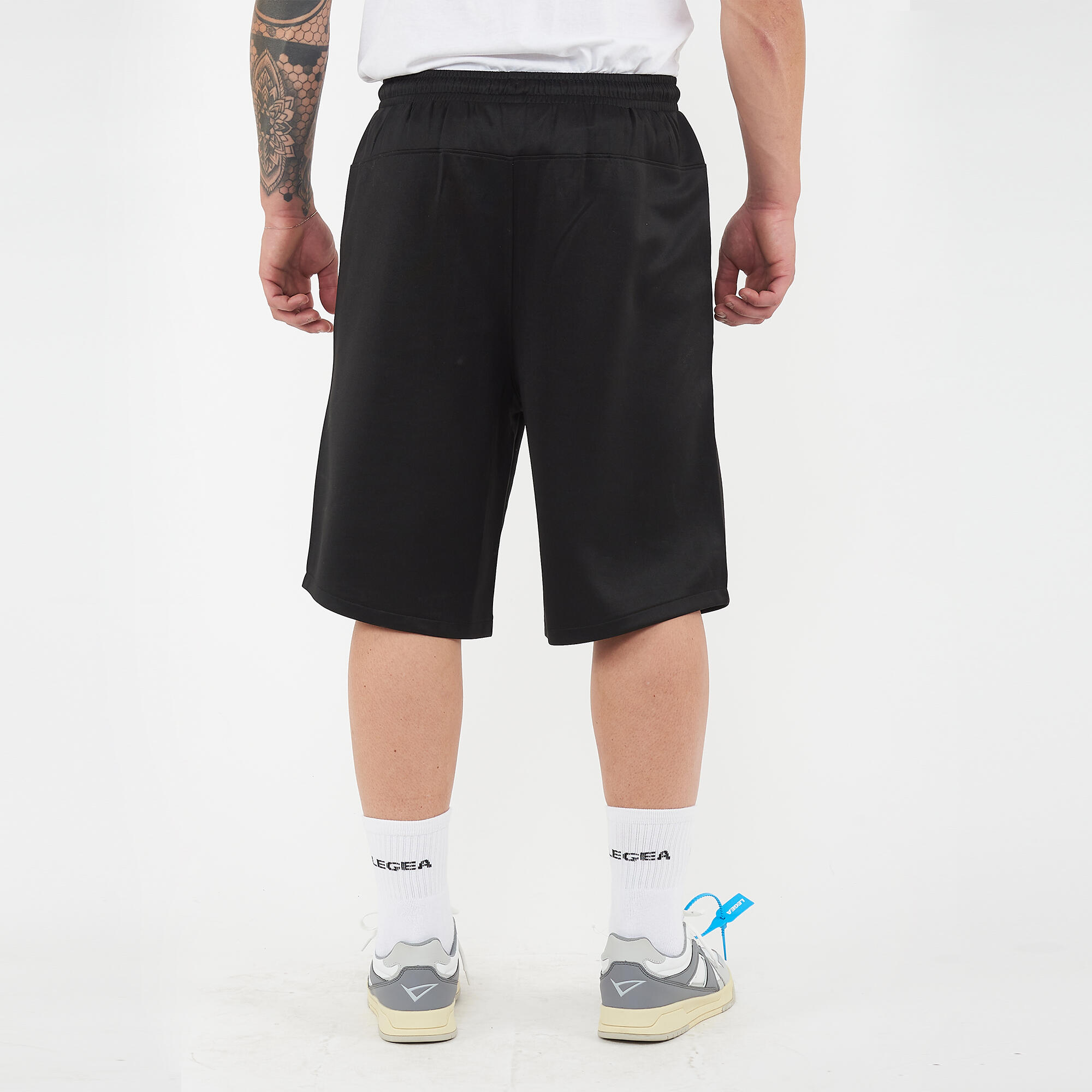 Homme Sport Bermuda Polyester Caractéristiques Clés Noir 5/6