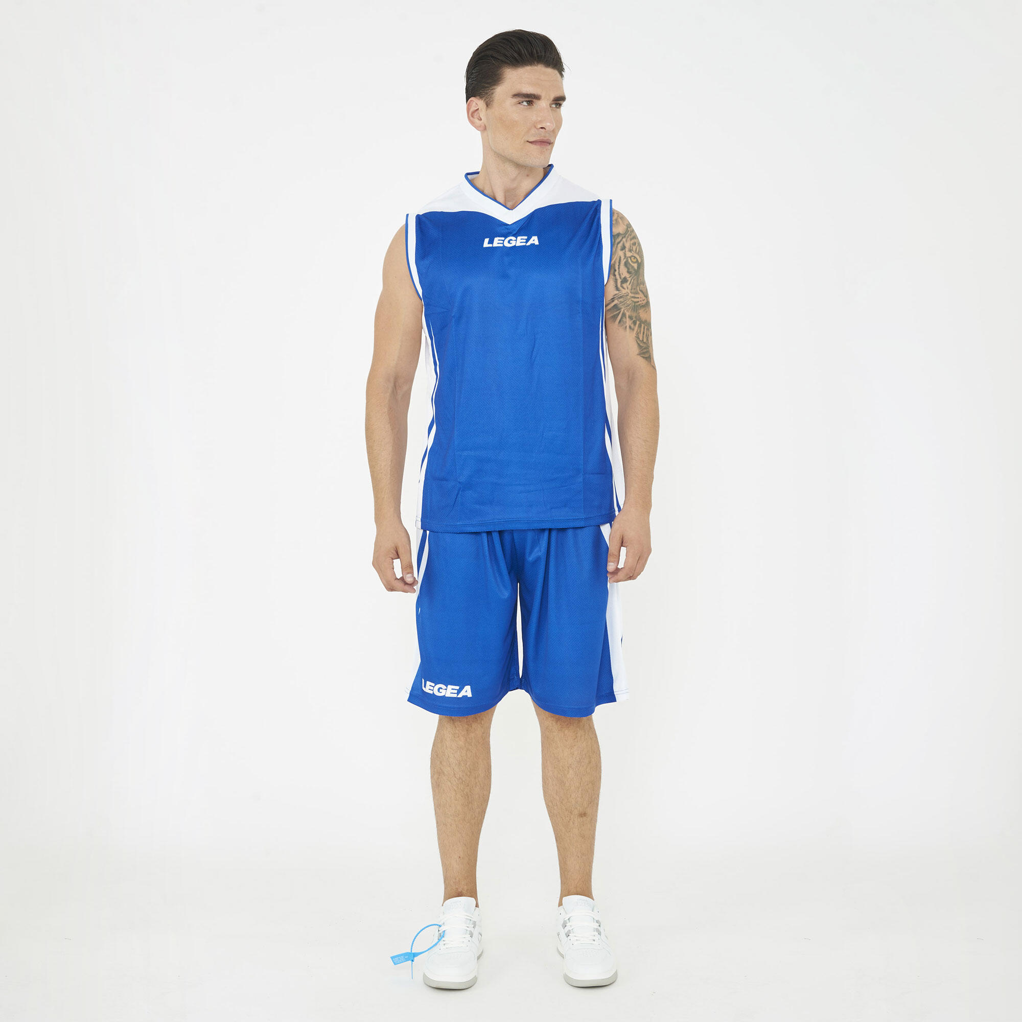 Kit Jackson Basketball Training Blau-Weiß 3/6
