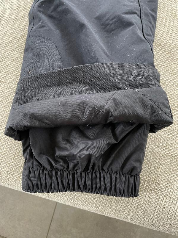 Entre Particuliers - Pantalon de ski femme petit Peak Performance noir 5/7