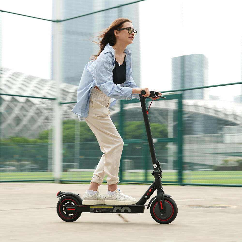 Mobilité urbaine Trottinette électrique autonomie 25 km pneus 8,5 pouces 5/7