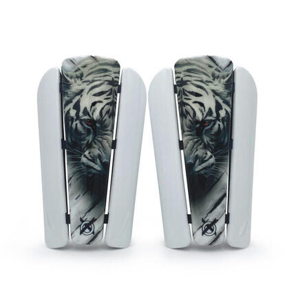 Protège-tibias XO-REVENGE, idéal pour toutes les activités liées au football.