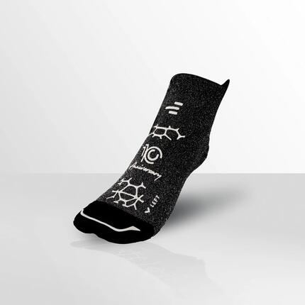 Herrensocke "Anniversary", Schwarz/Silber. Limitierte Edition.