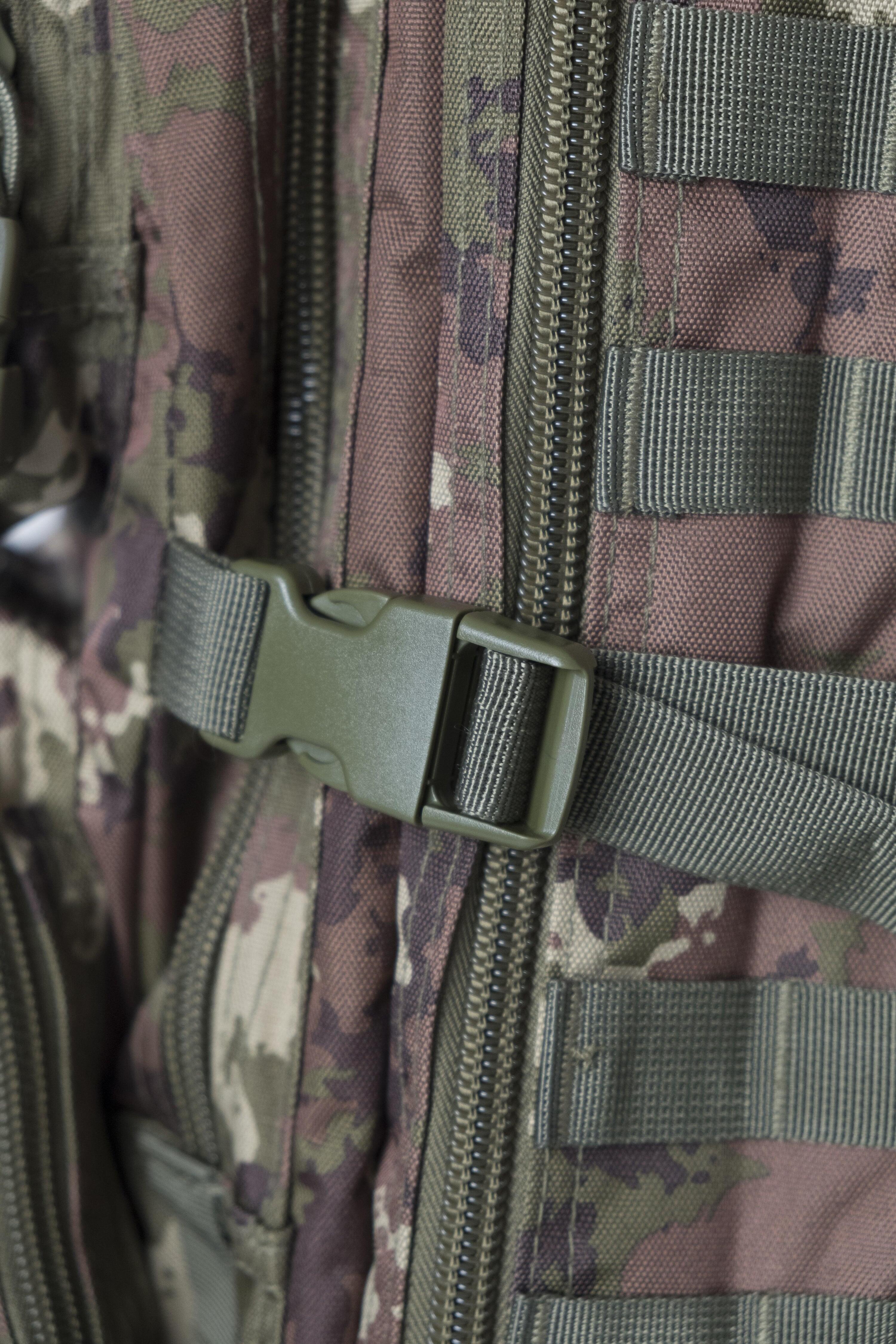 Zaino Esercito AAG321 da trekking camouflage vegetato 36 litri 6/6