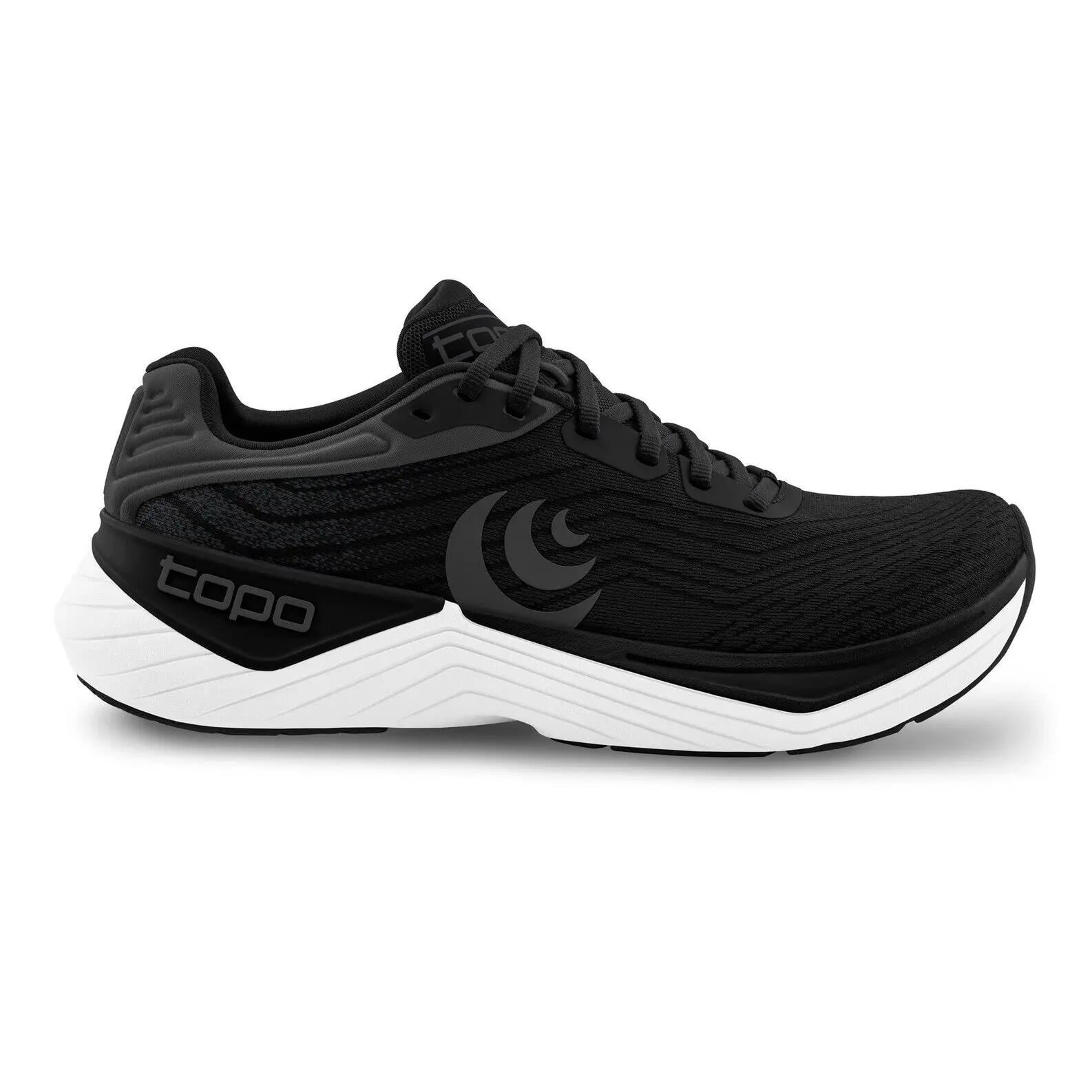 TOPO ATHLETIC picture