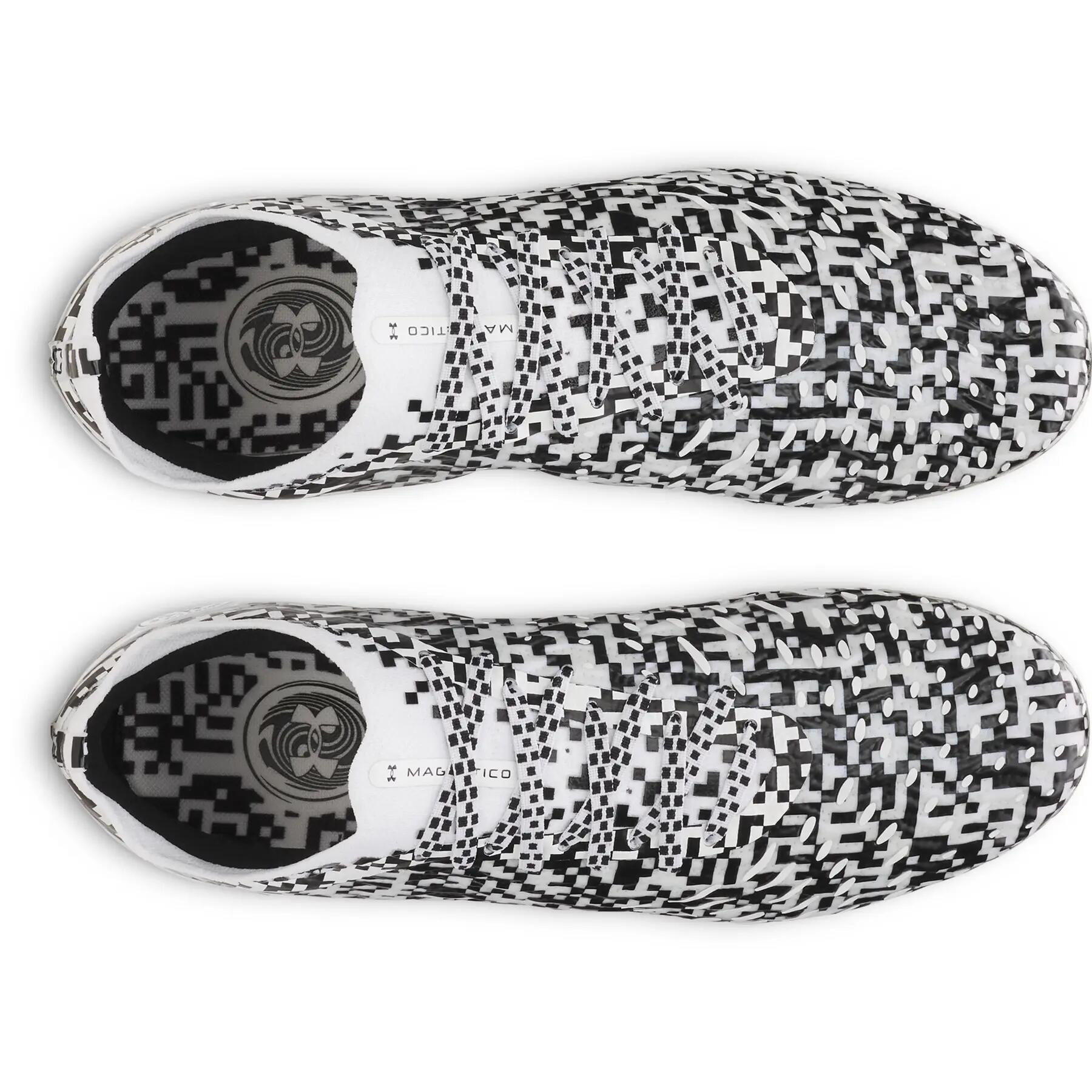 Scarpe calcio Under Armour Magnetico Elite 5 FG 4/5