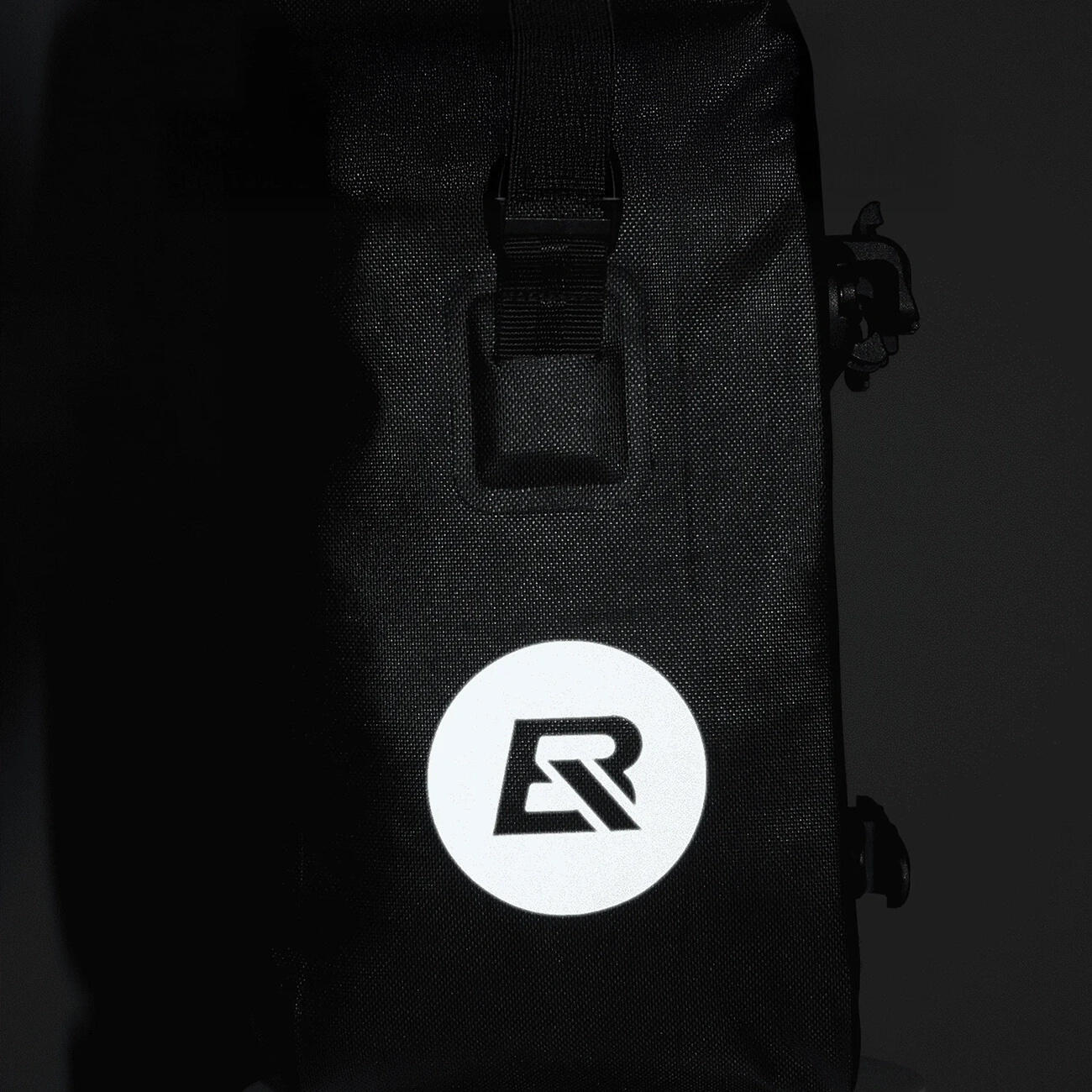 Sakwa rowerowa Rockbros wodoodporna z paskiem na ramię 14L 5/7