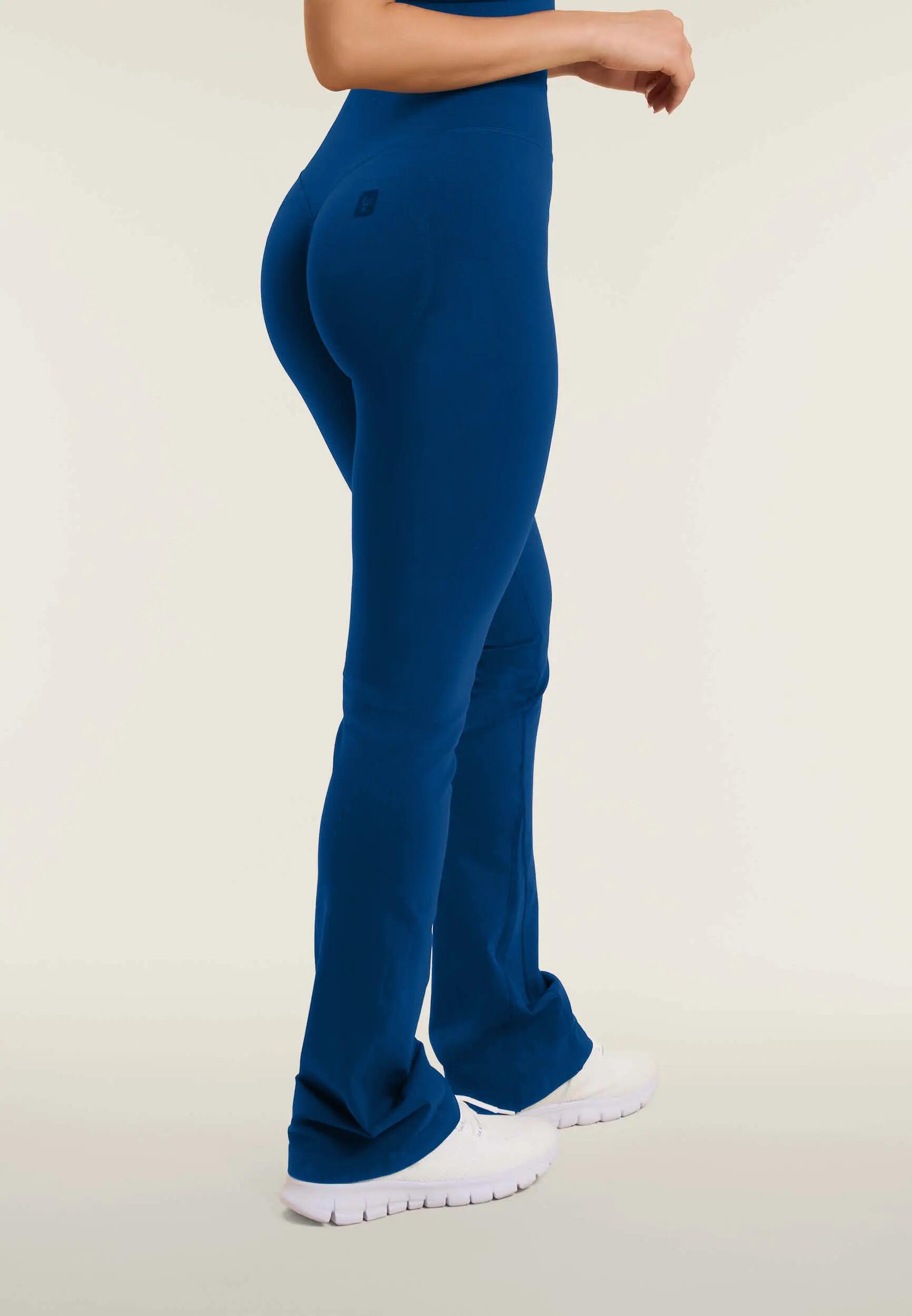 Leggings sportivi seamless a zampa con vita altissima 3/6
