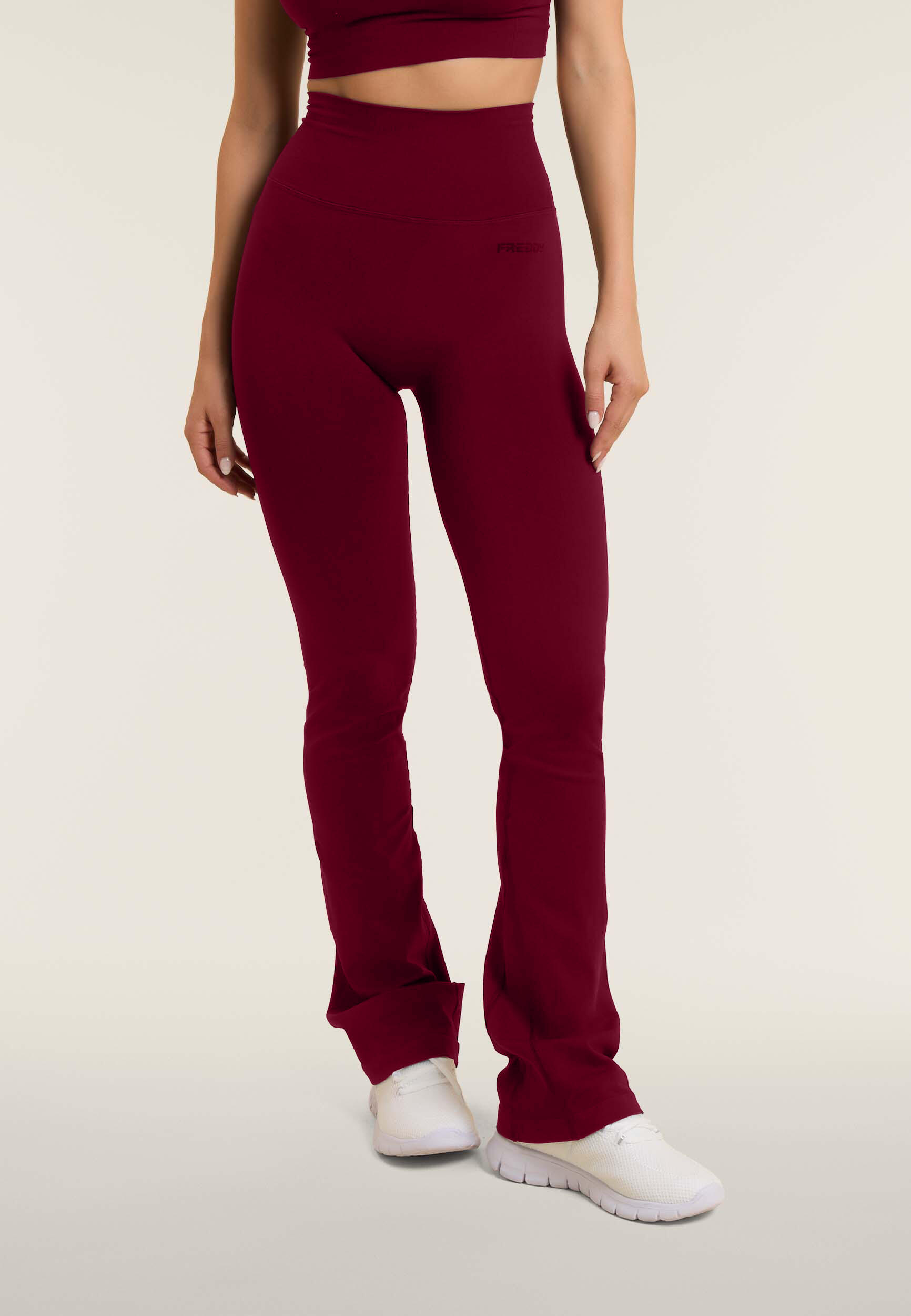 Leggings deportivos acampanados con cintura muy alta de canalé 2/4