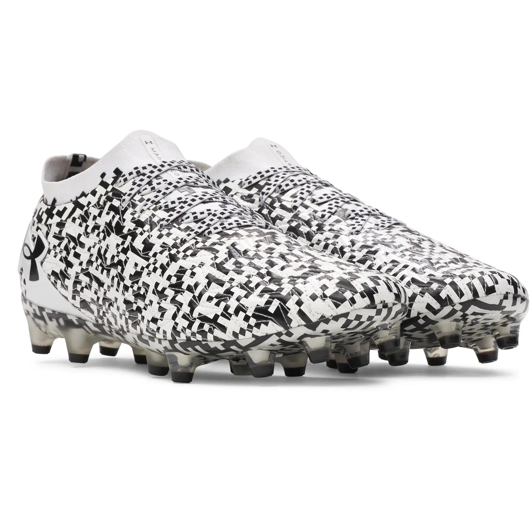 Scarpe calcio Under Armour Magnetico Pro 5 FG 2/5