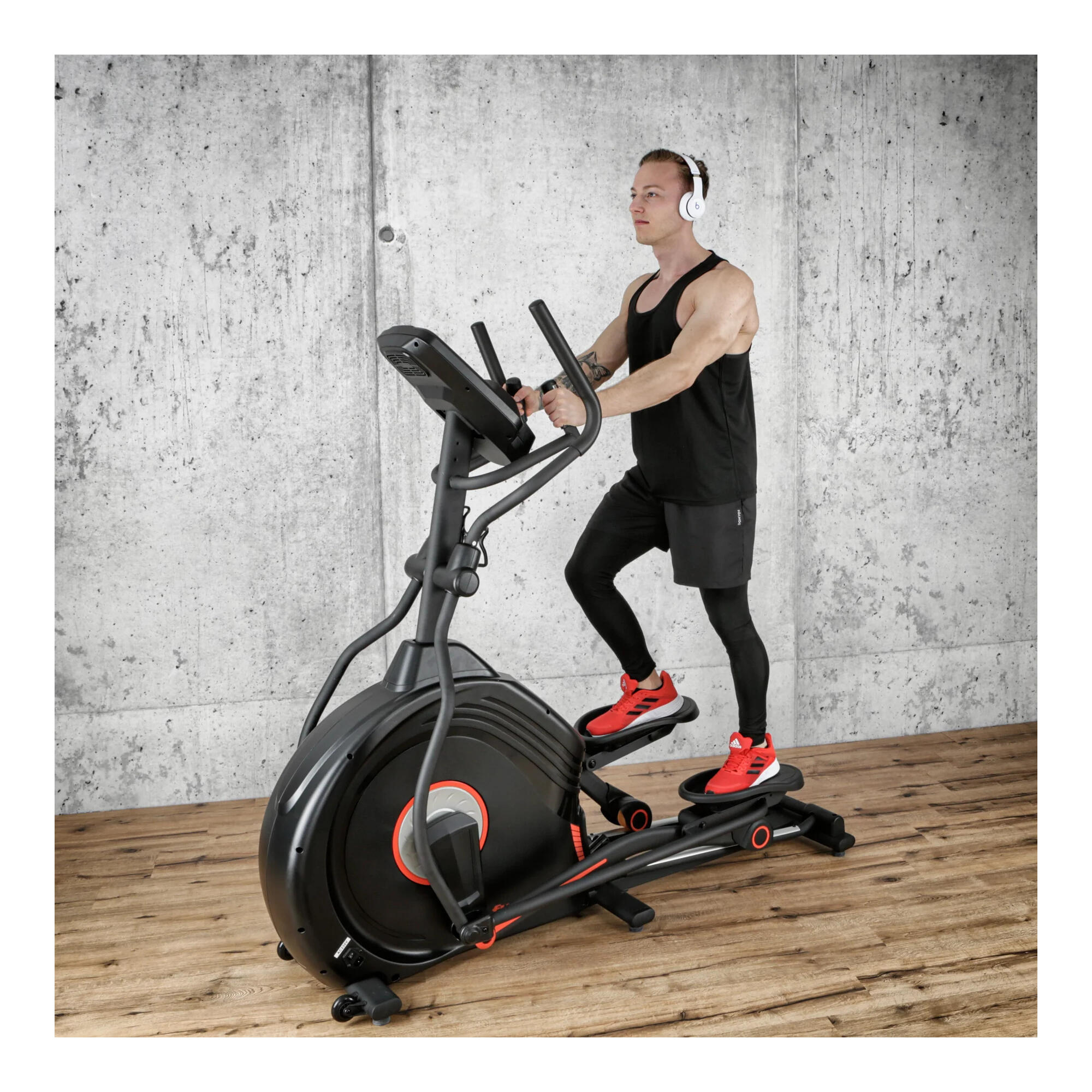 Ellipsentrainer EC600 – Crosstrainer mit 20 Steigungs- & 32 Widerstandsstufen 2/6
