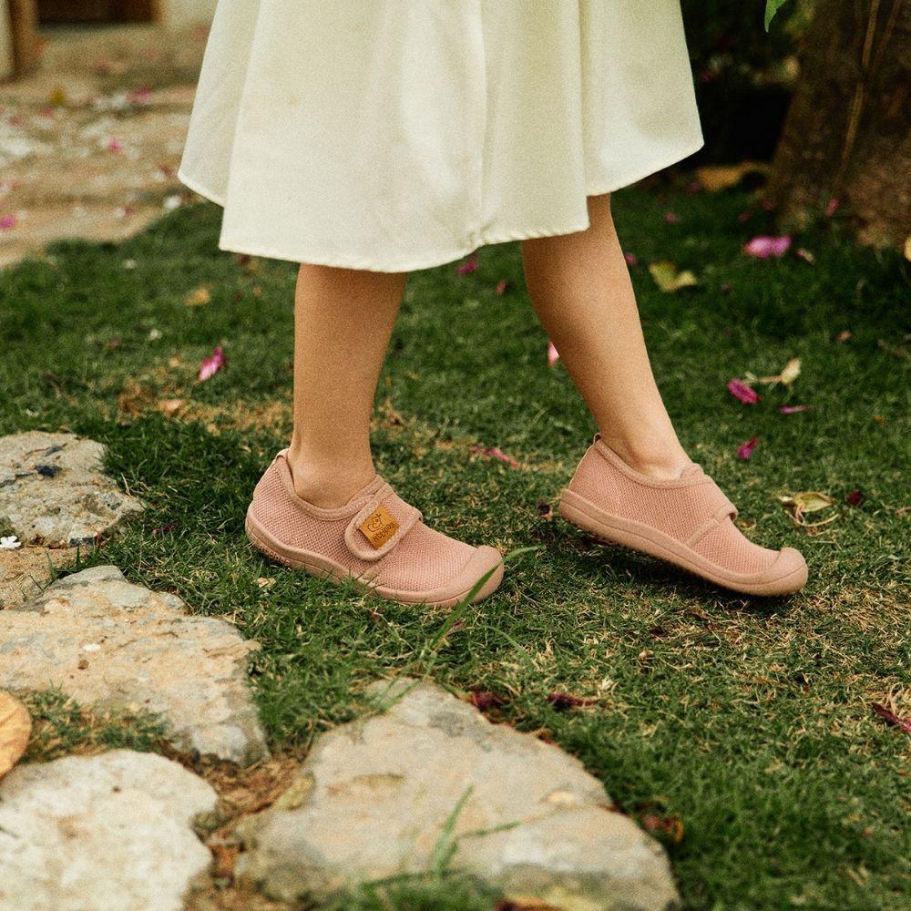 Attipas Skin Shoes Pink 6/7