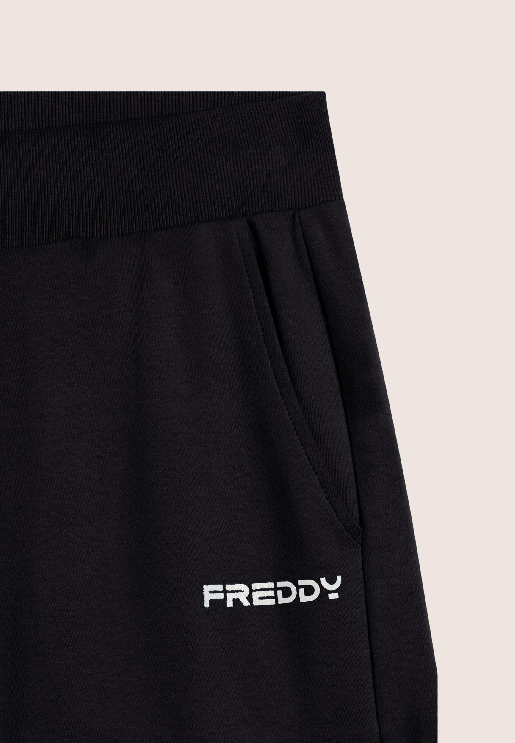 Pantaloni Corti con piccolo Logo FREDDY in Glitter 3/3