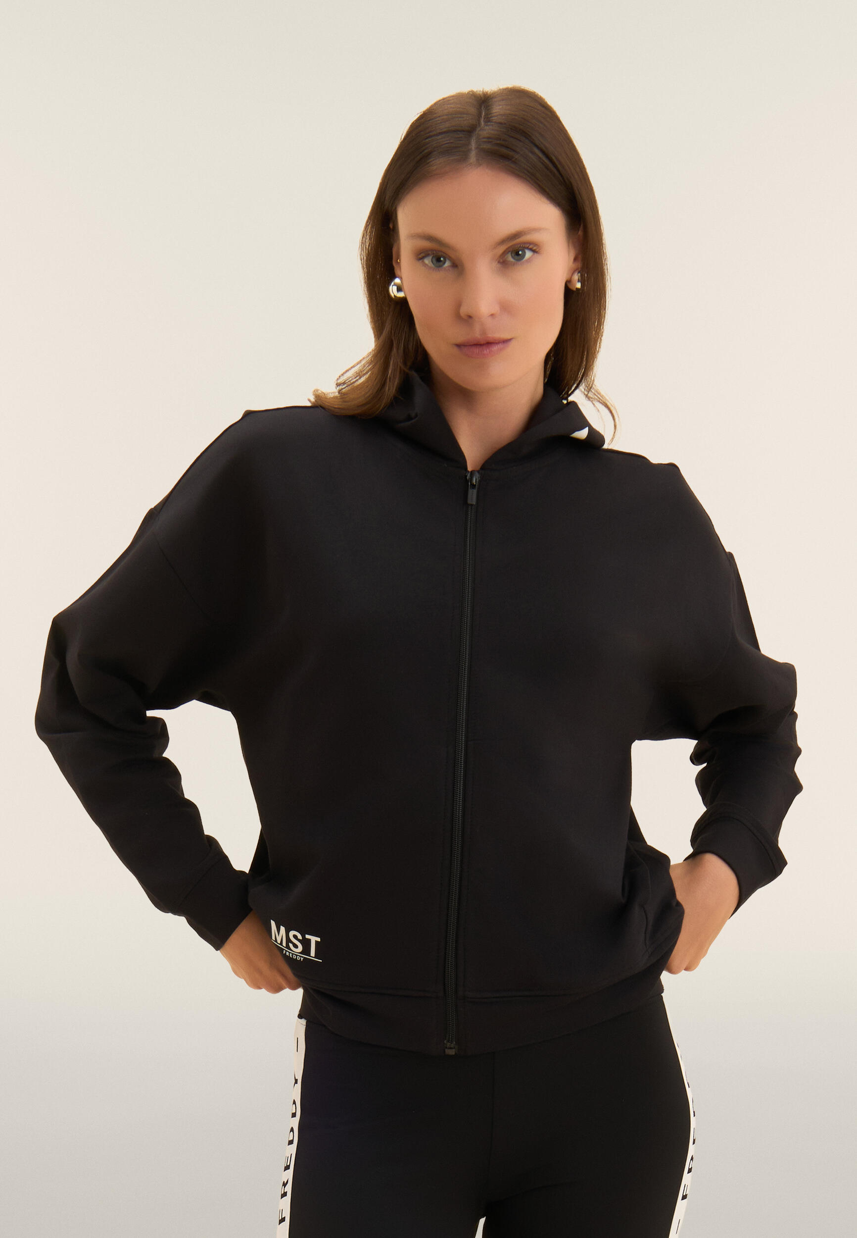 Felpa cropped cappuccio zip con stampa MST 2/4