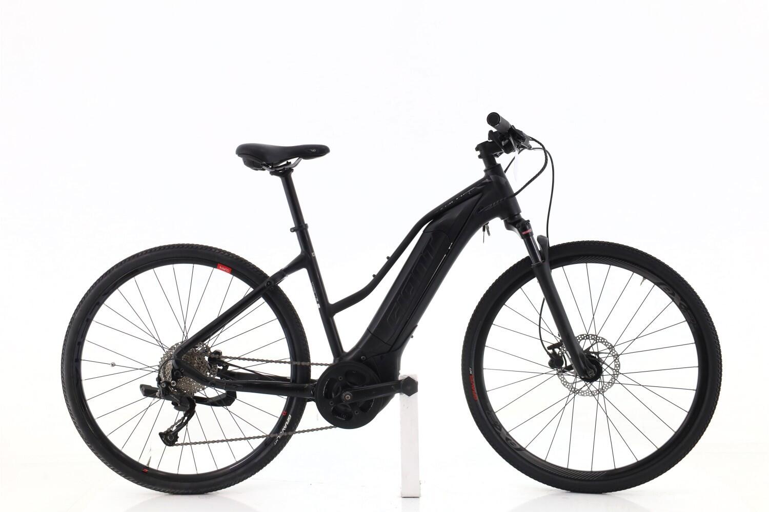 GIANT Vélo de ville et loisir reconditionné ·  Explore E+ 3 · Très bon état