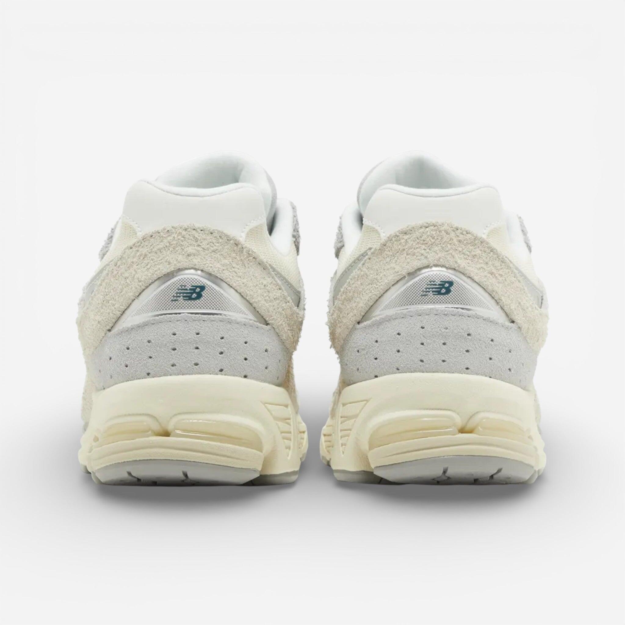 New Balance 2002R Linen 3/3