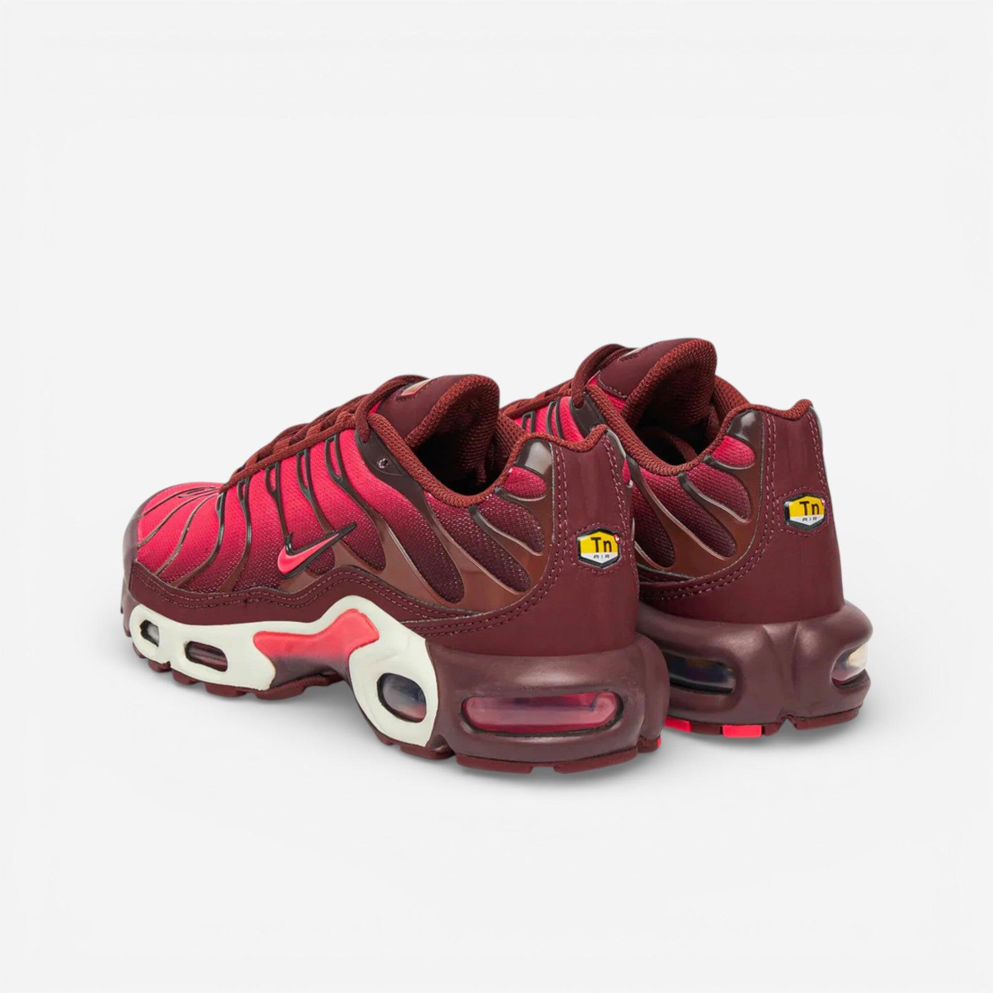 nike air max plus womens maroon