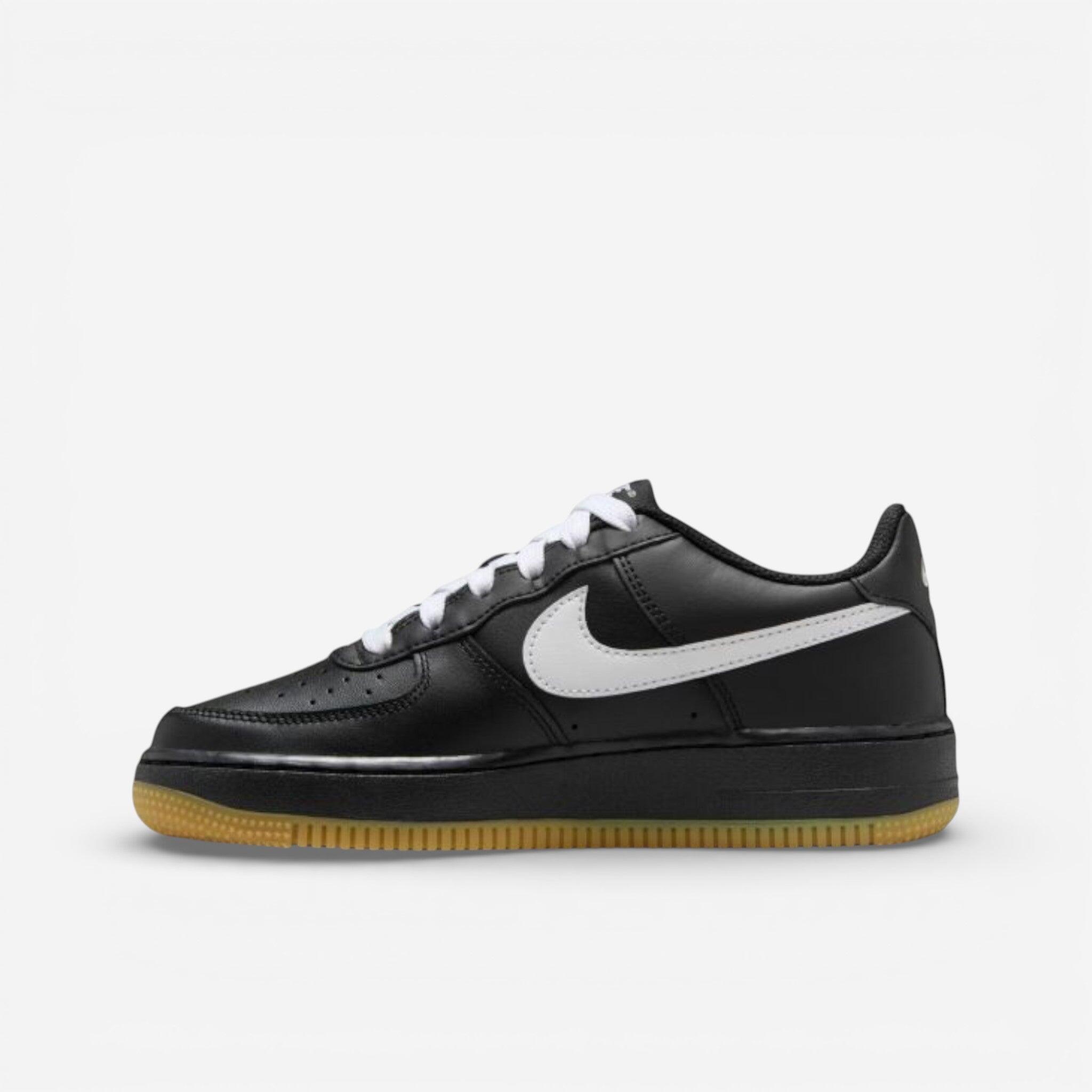 NIKE Air Force 1 LV8 Black/White/Gum (GS) 2/4