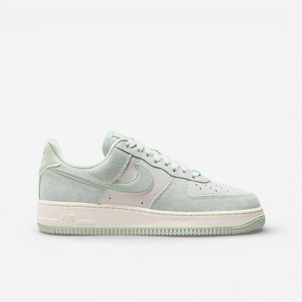 Nike Air Force 1 07 Se