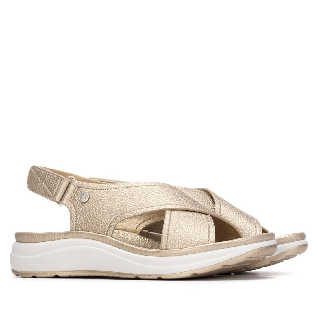 Sandalia De Mujer Xti 145172 Oro 4/5