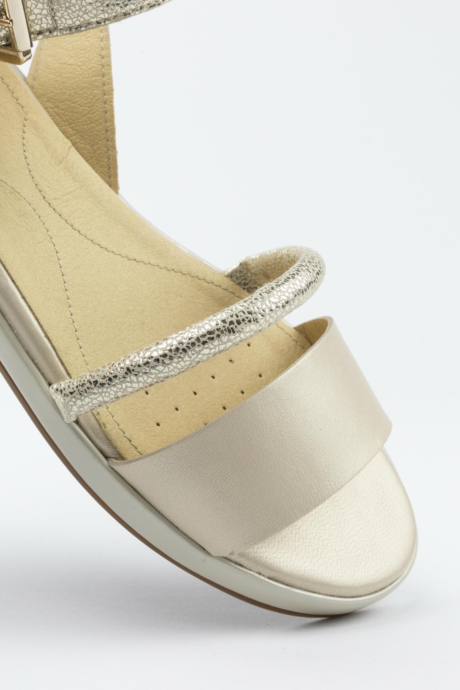 Geox Sandalias D Kolleen B Beige 4/4